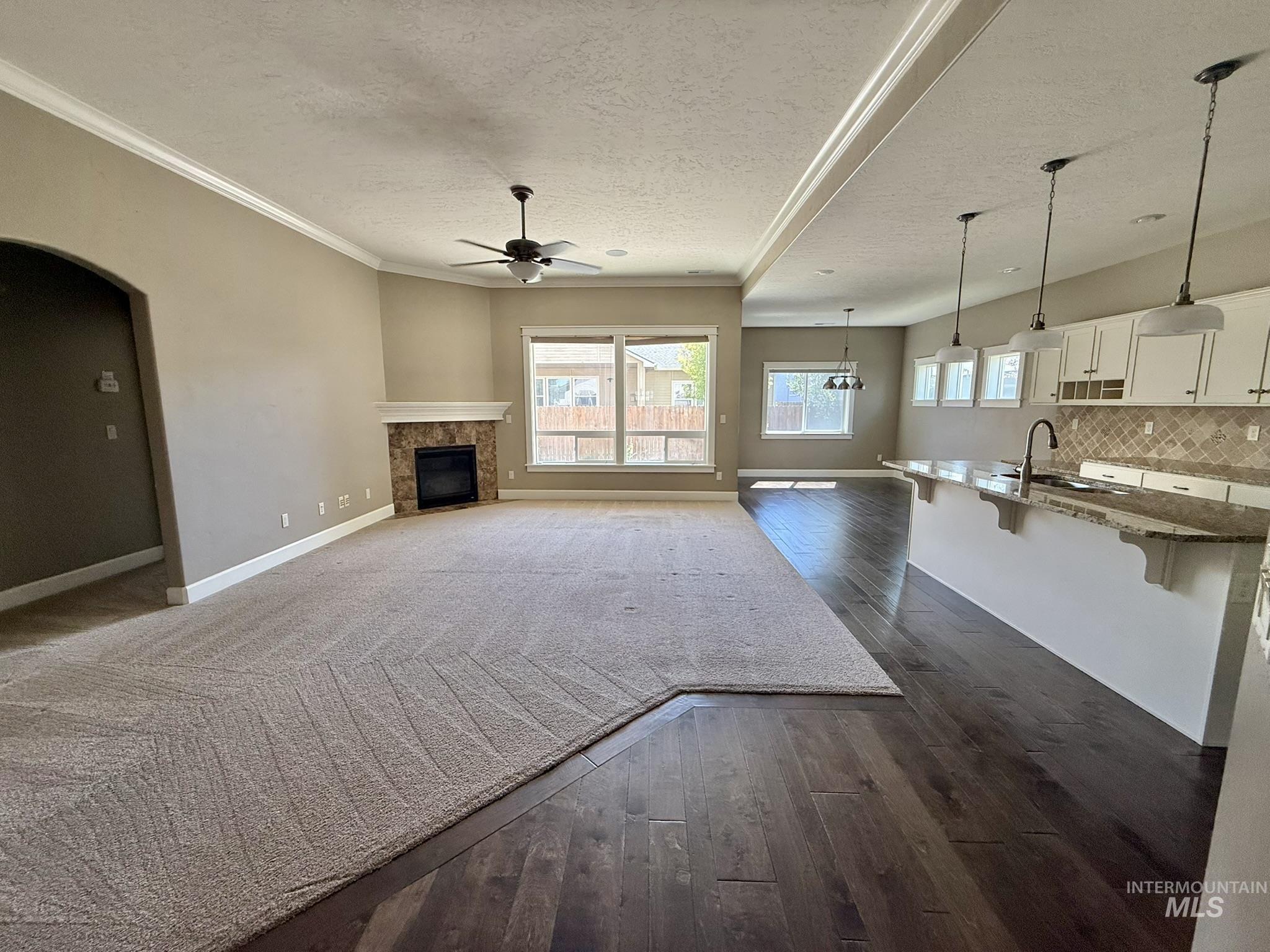 1106 S Spring Valley Dr Property Photo 7
