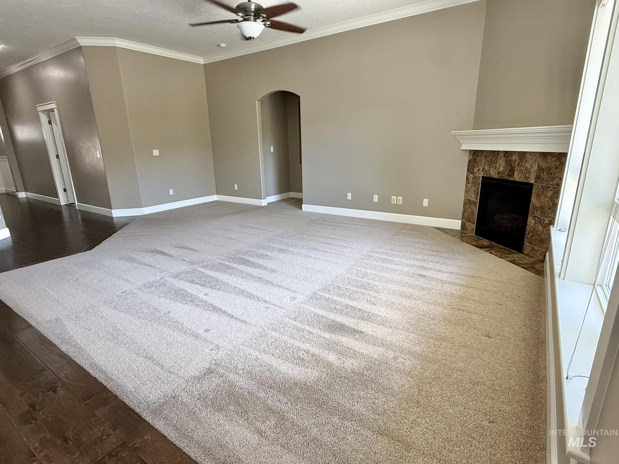 1106 S Spring Valley Dr Property Photo 8