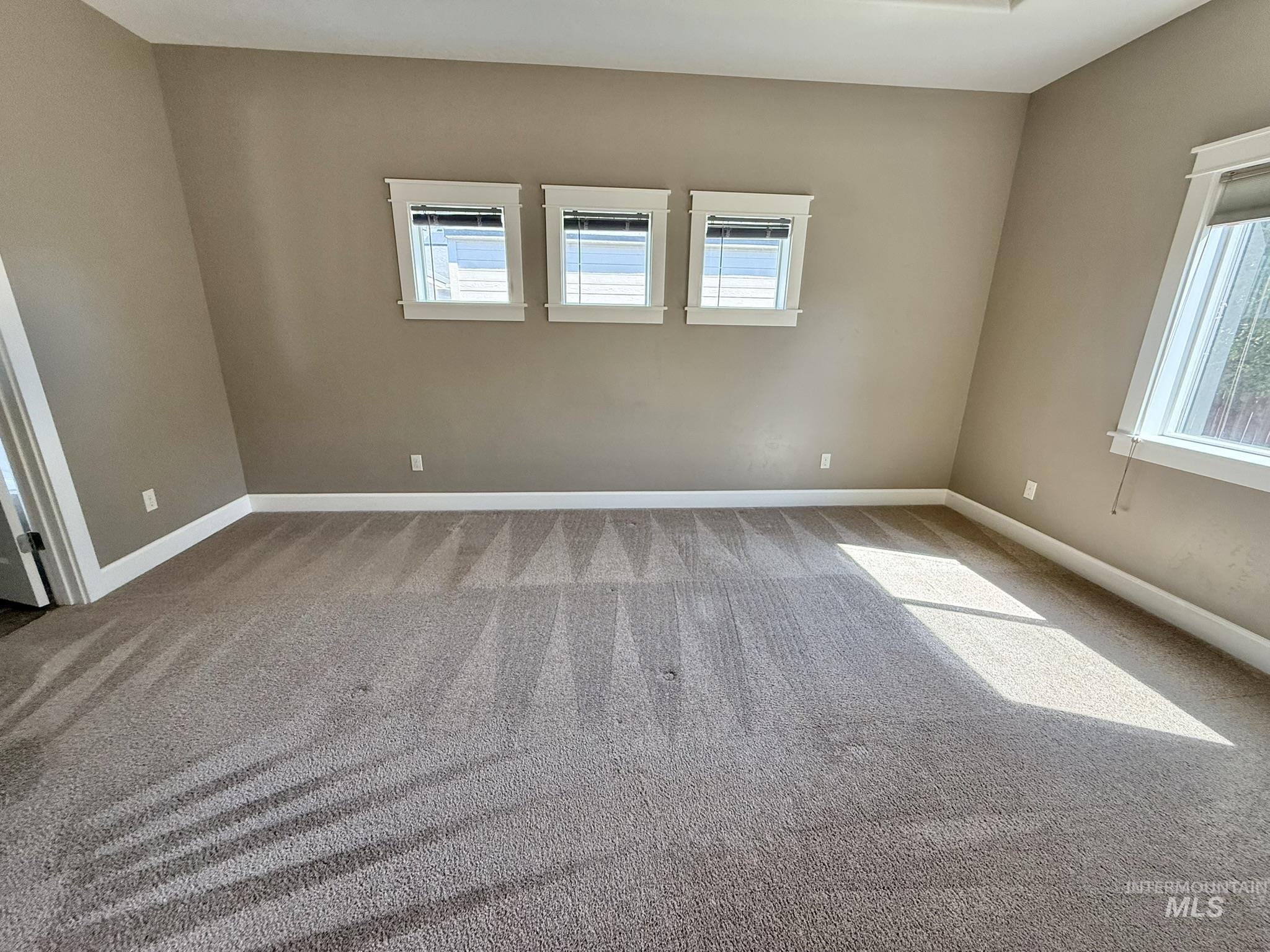 1106 S Spring Valley Dr Property Photo 29