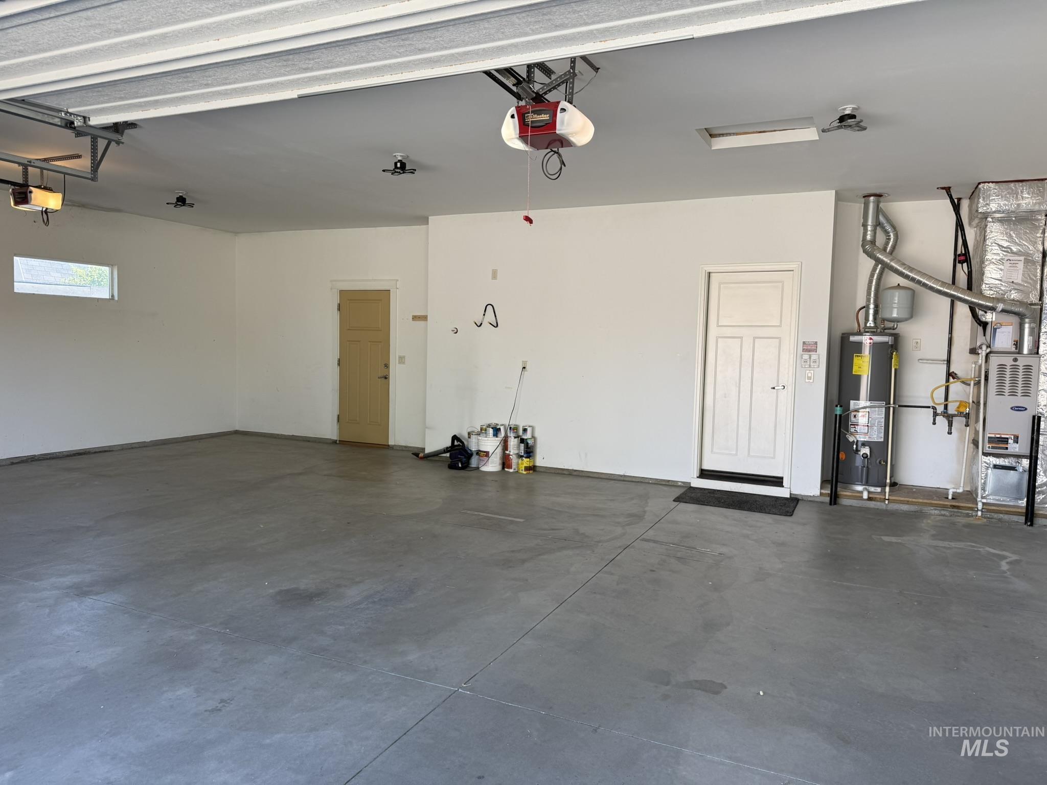 1106 S Spring Valley Dr Property Photo 43