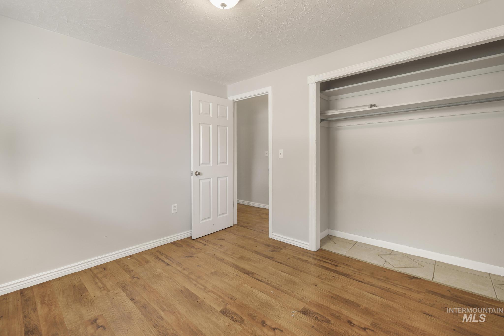 2221 Conant Dr Property Photo 21
