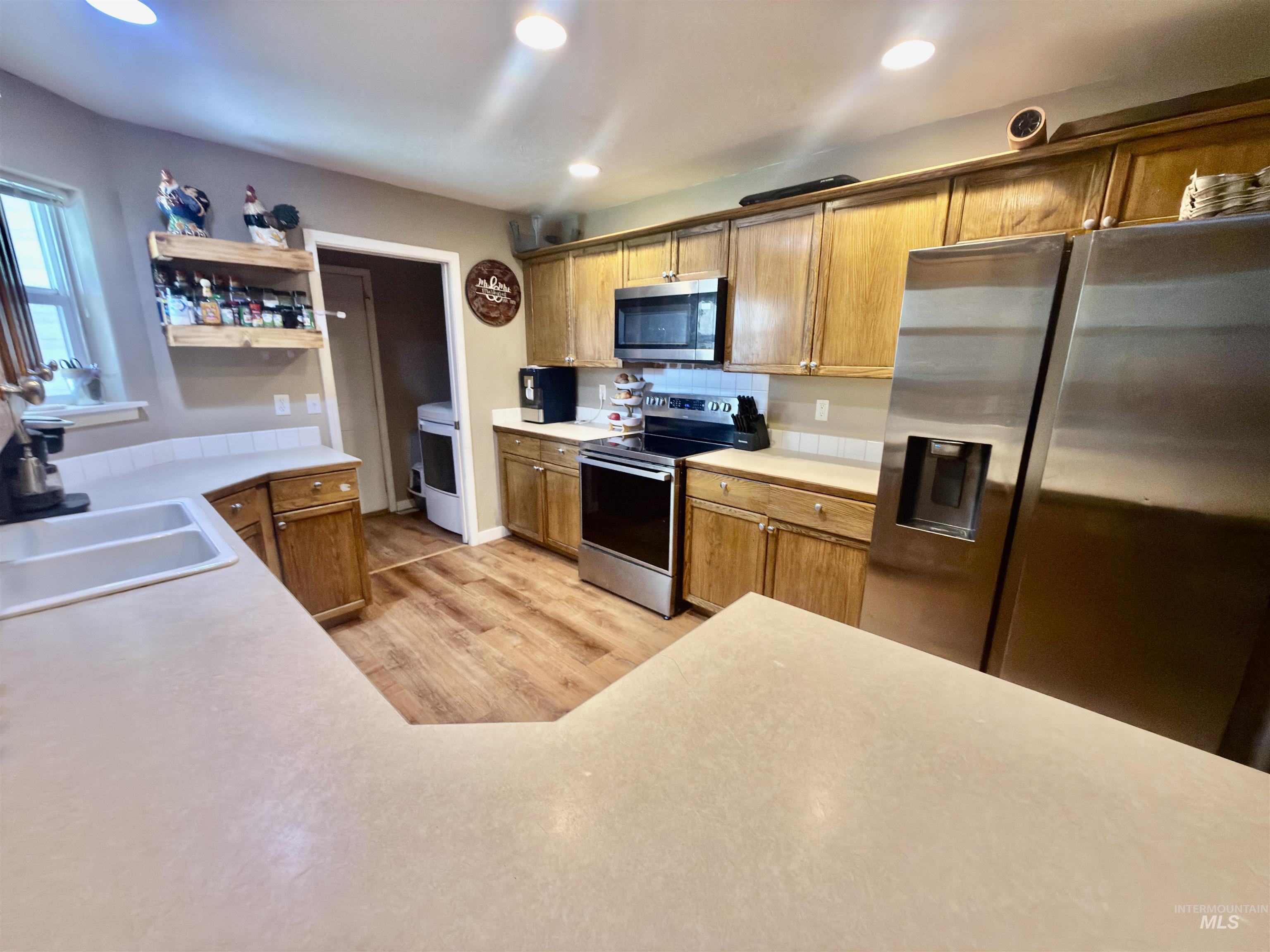 1714 Cinder Loop Property Photo 4