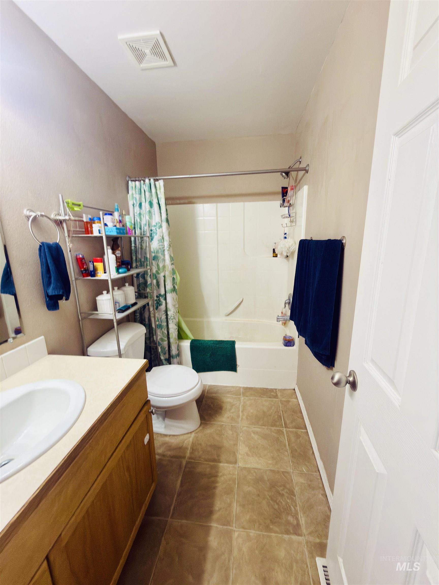 1714 Cinder Loop Property Photo 15