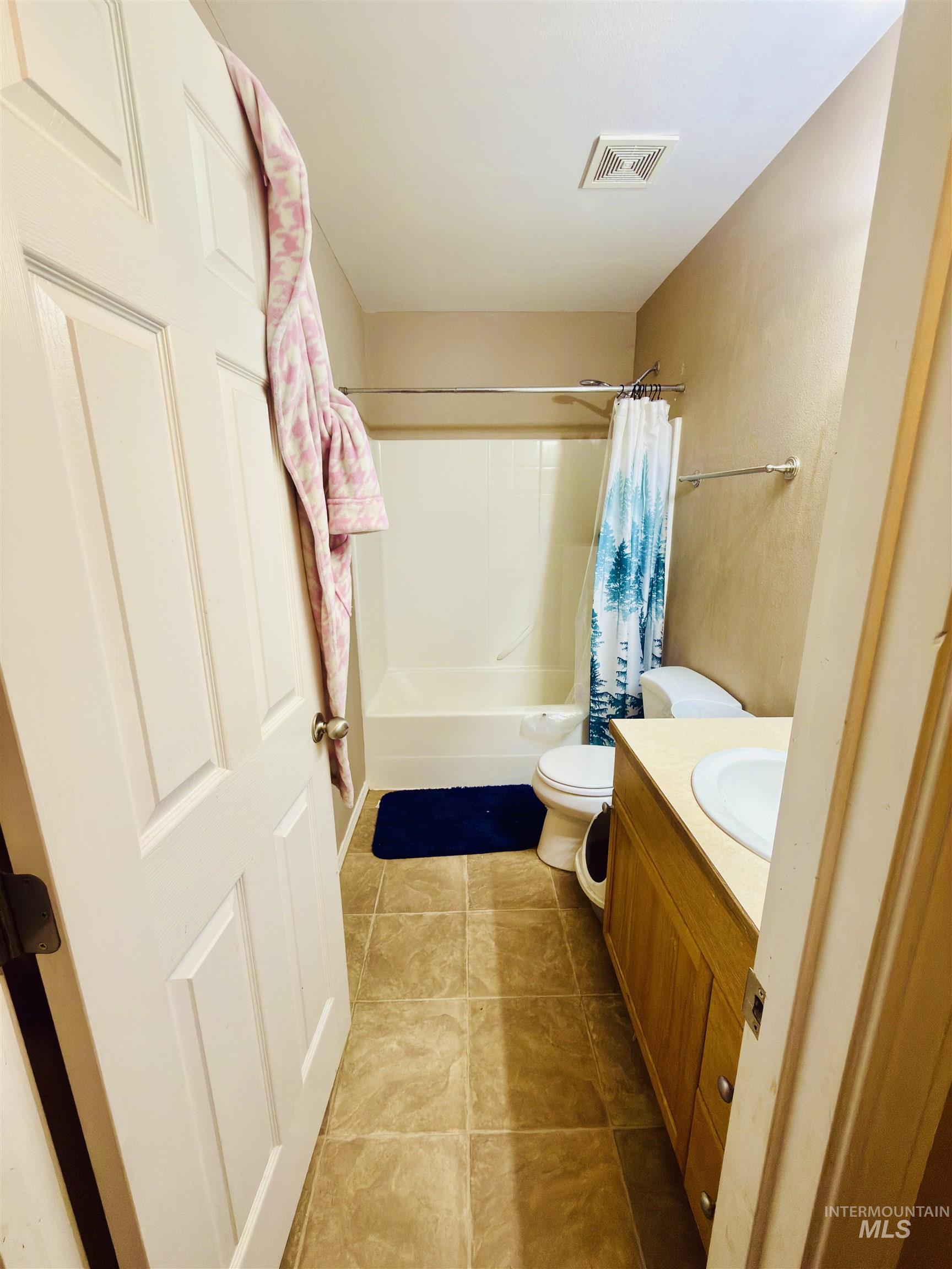 1714 Cinder Loop Property Photo 21