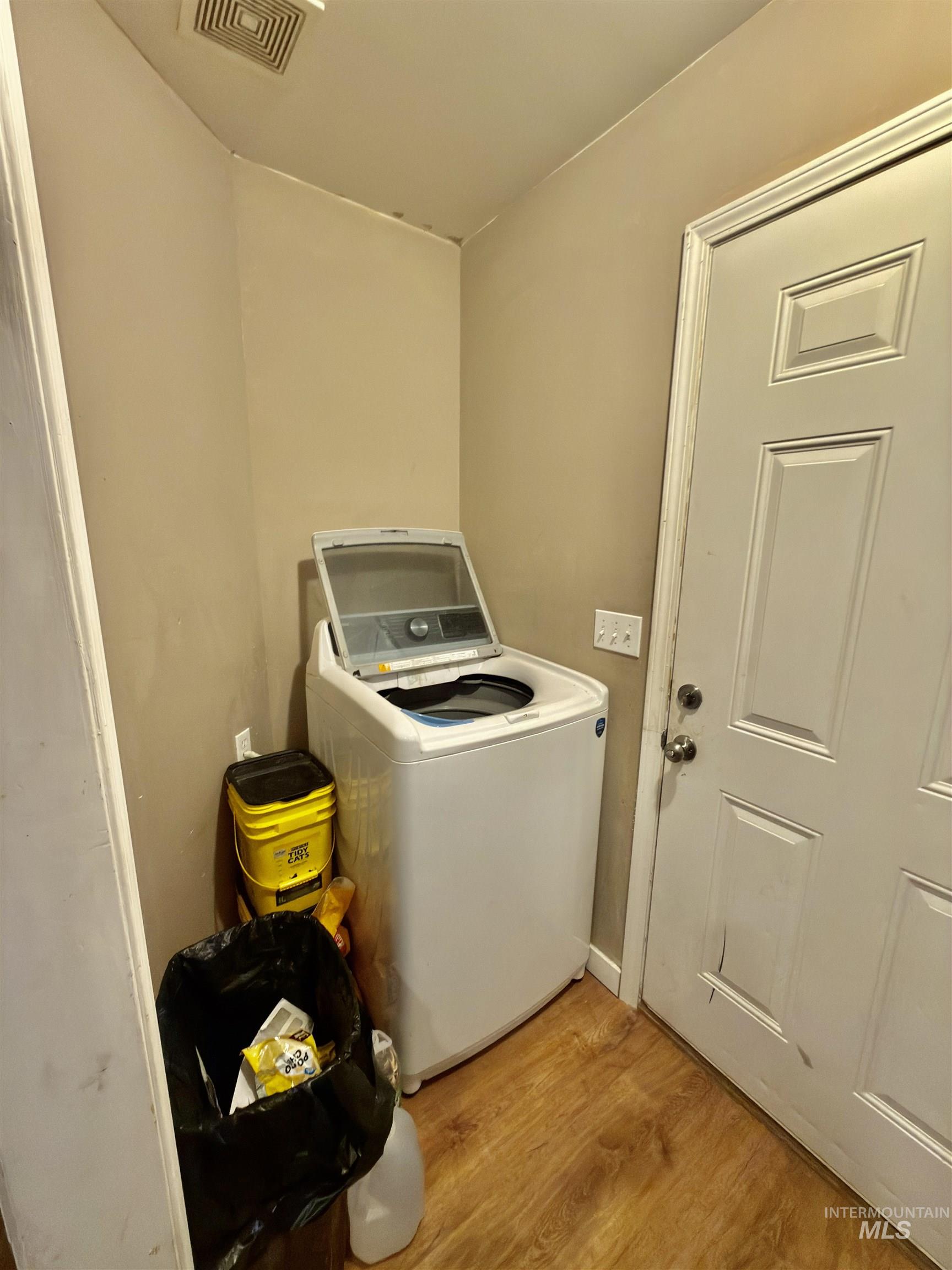 1714 Cinder Loop Property Photo 25