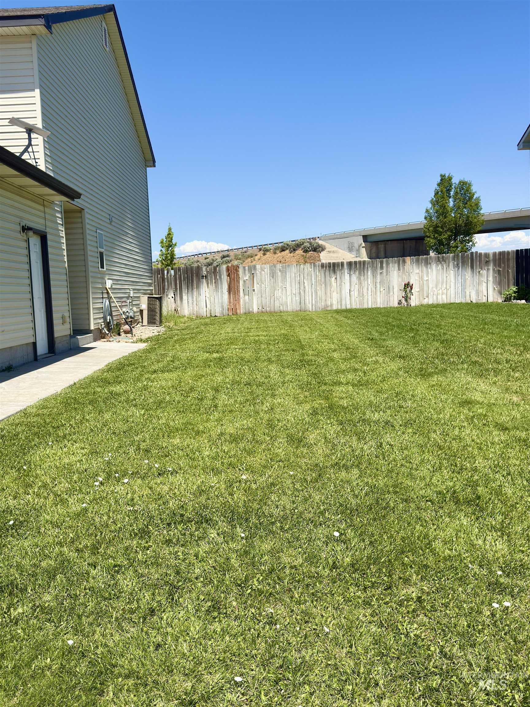 1714 Cinder Loop Property Photo 30