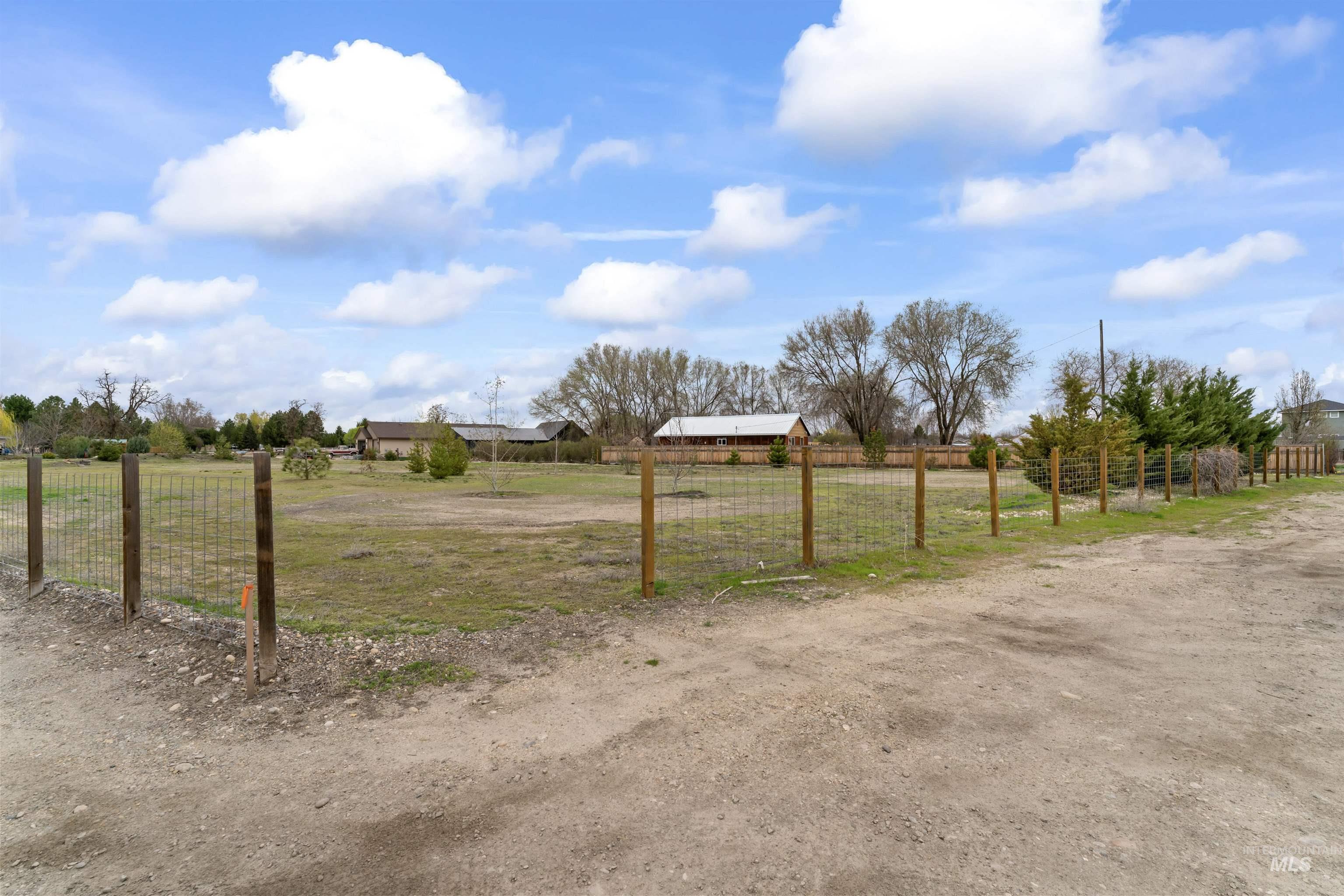 Tbd N Dewey Avenue Property Photo 9