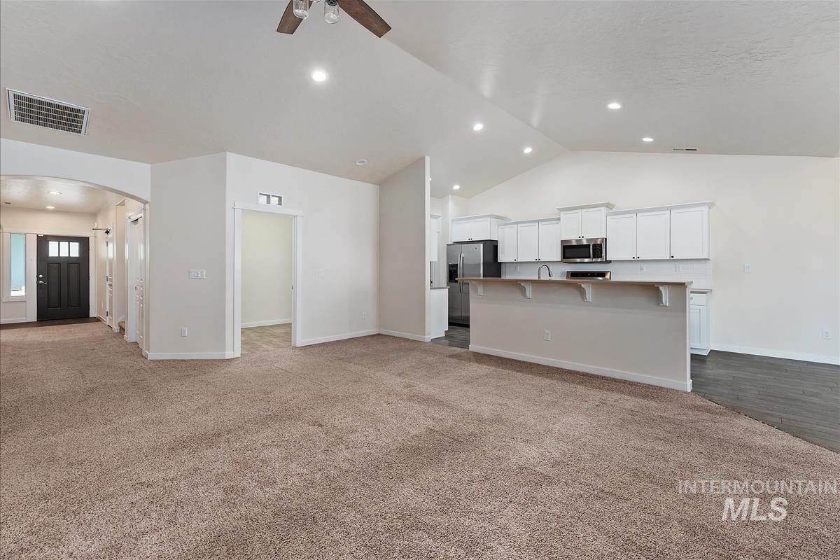 6125 W Mattawa Dr Property Photo 5