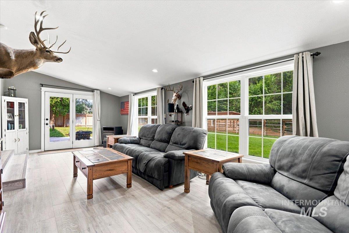 2322 W Roosevelt Avenue Property Photo 21