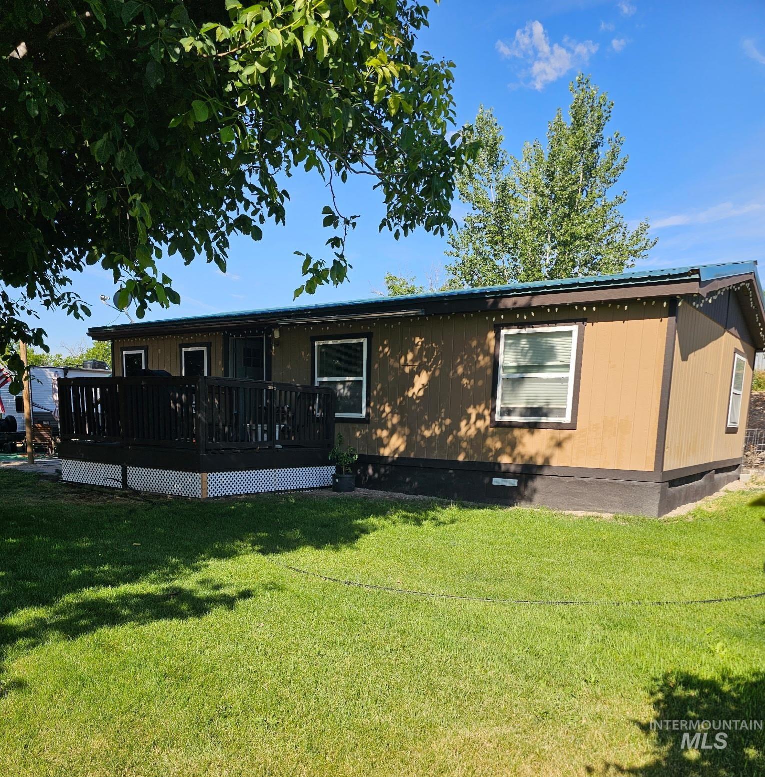 10456 Highway 95 Property Photo 1