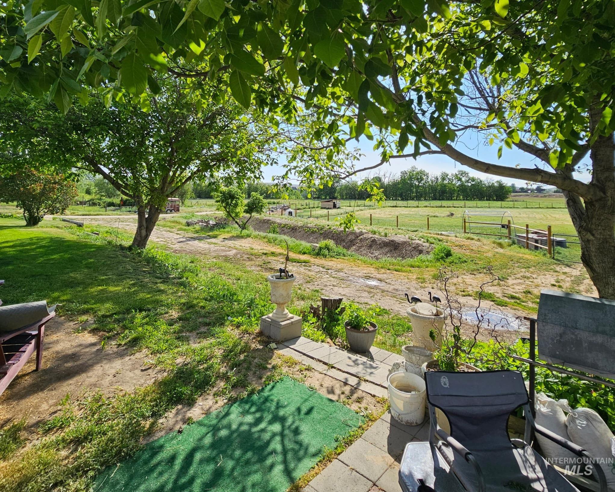 10456 Highway 95 Property Photo 5