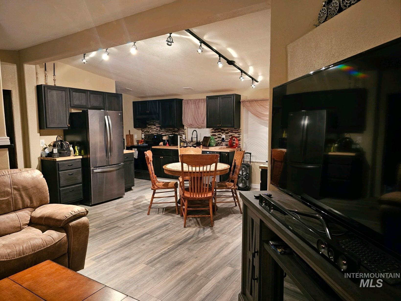 10456 Highway 95 Property Photo 10