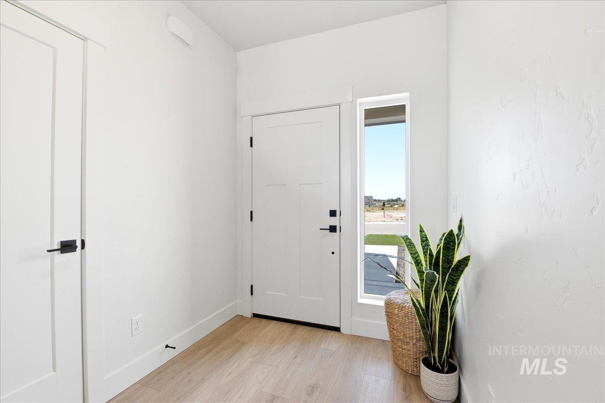 3405 Elliptical Lane Property Photo 2
