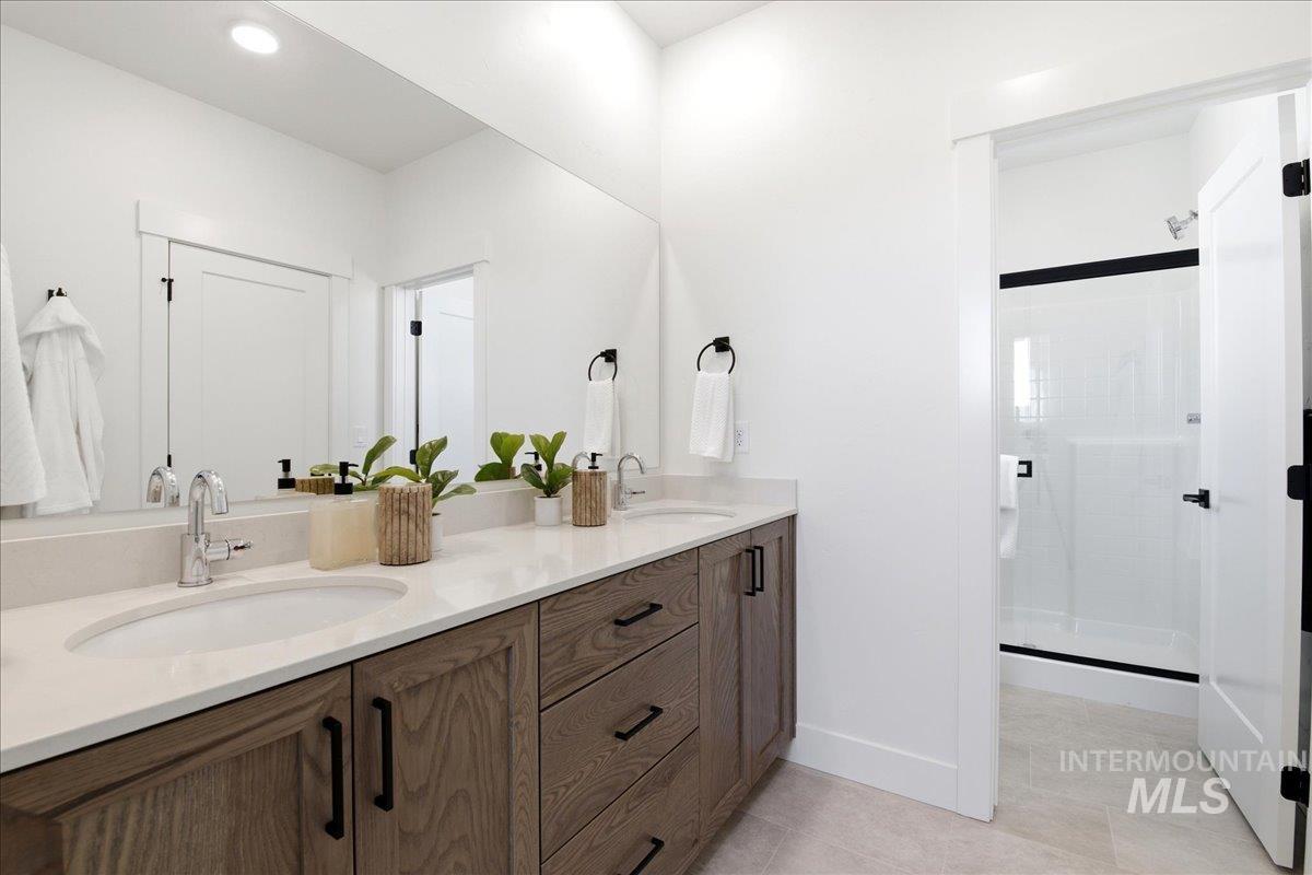 3405 Elliptical Lane Property Photo 9