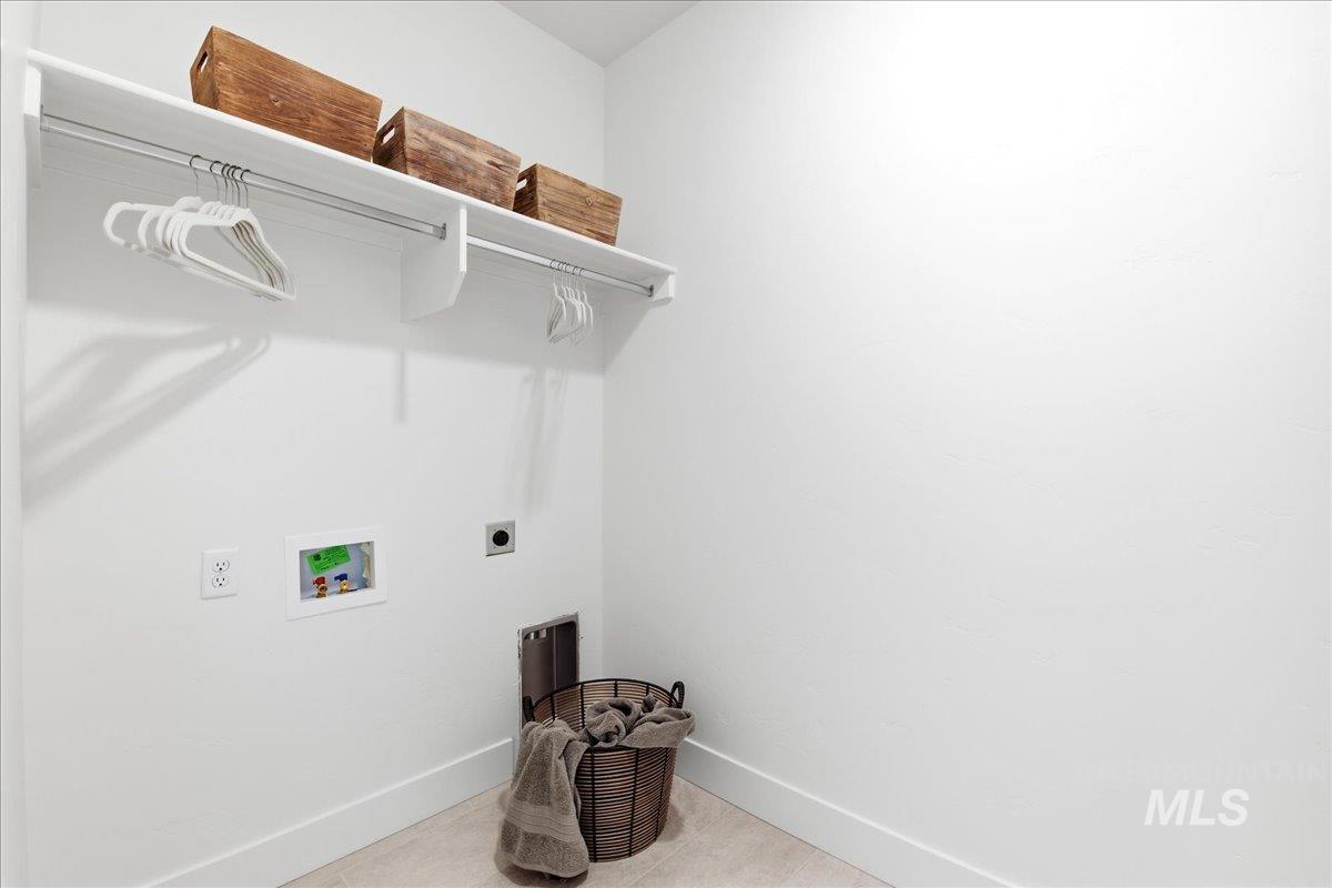 3405 Elliptical Lane Property Photo 11
