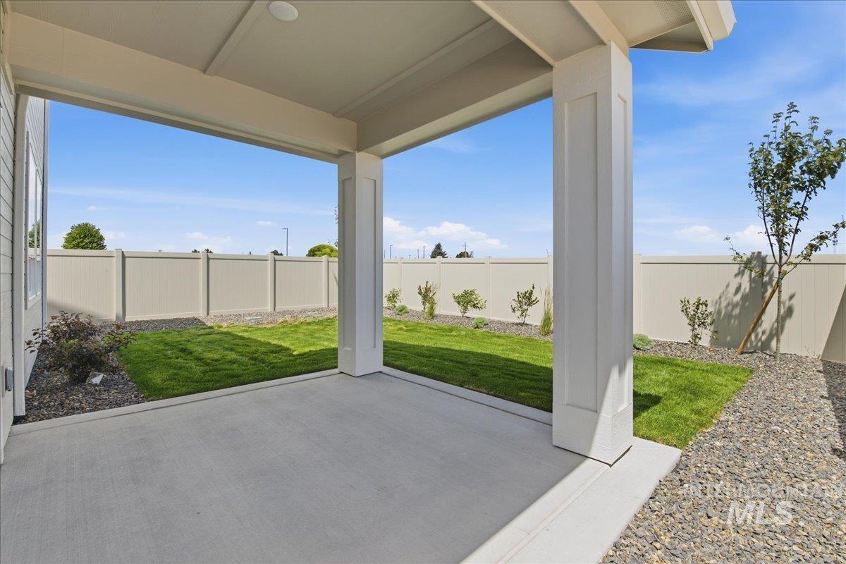 3405 Elliptical Lane Property Photo 12
