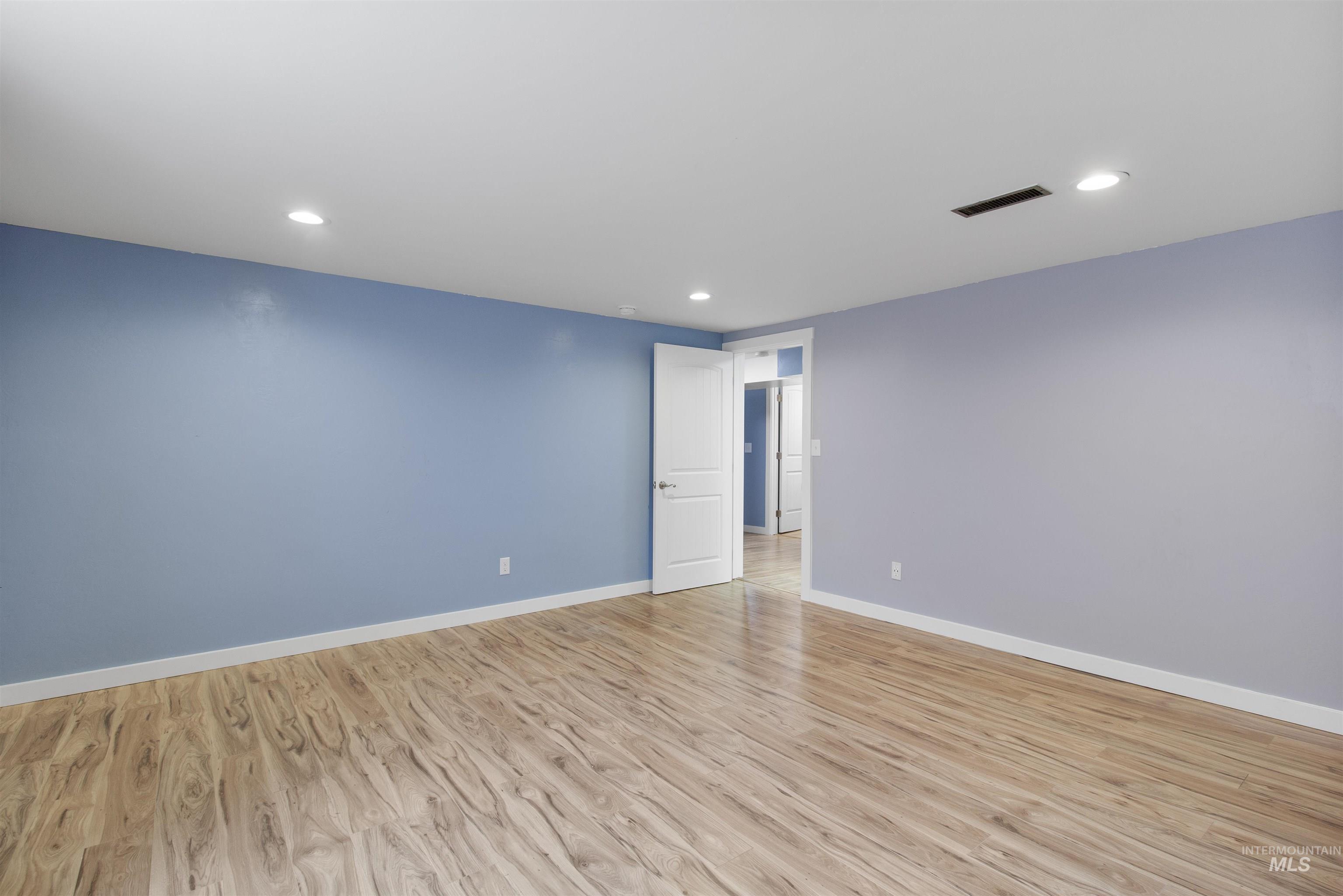 367 Ostrander St N Property Photo 30