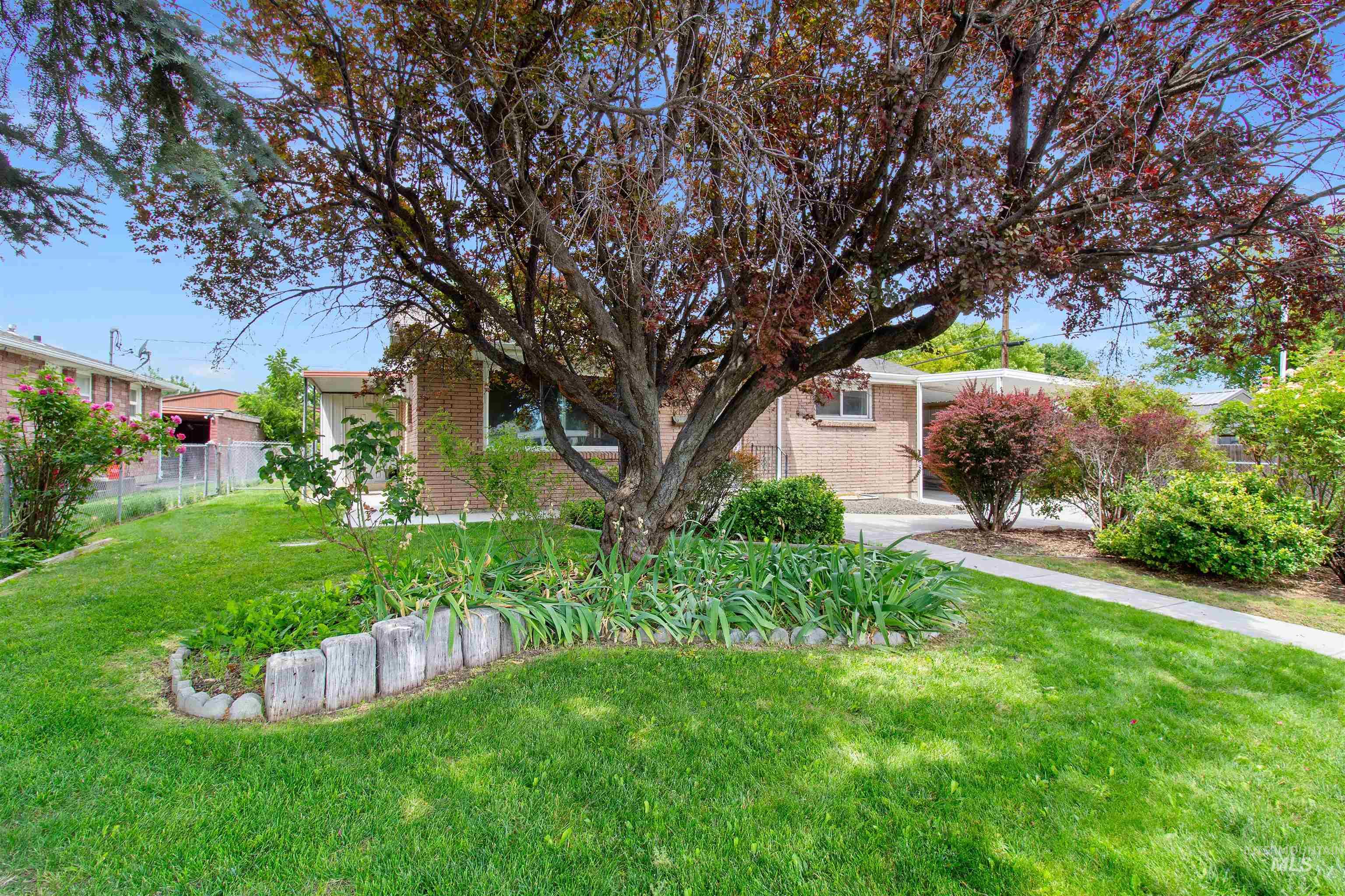 367 Ostrander St N Property Photo 36