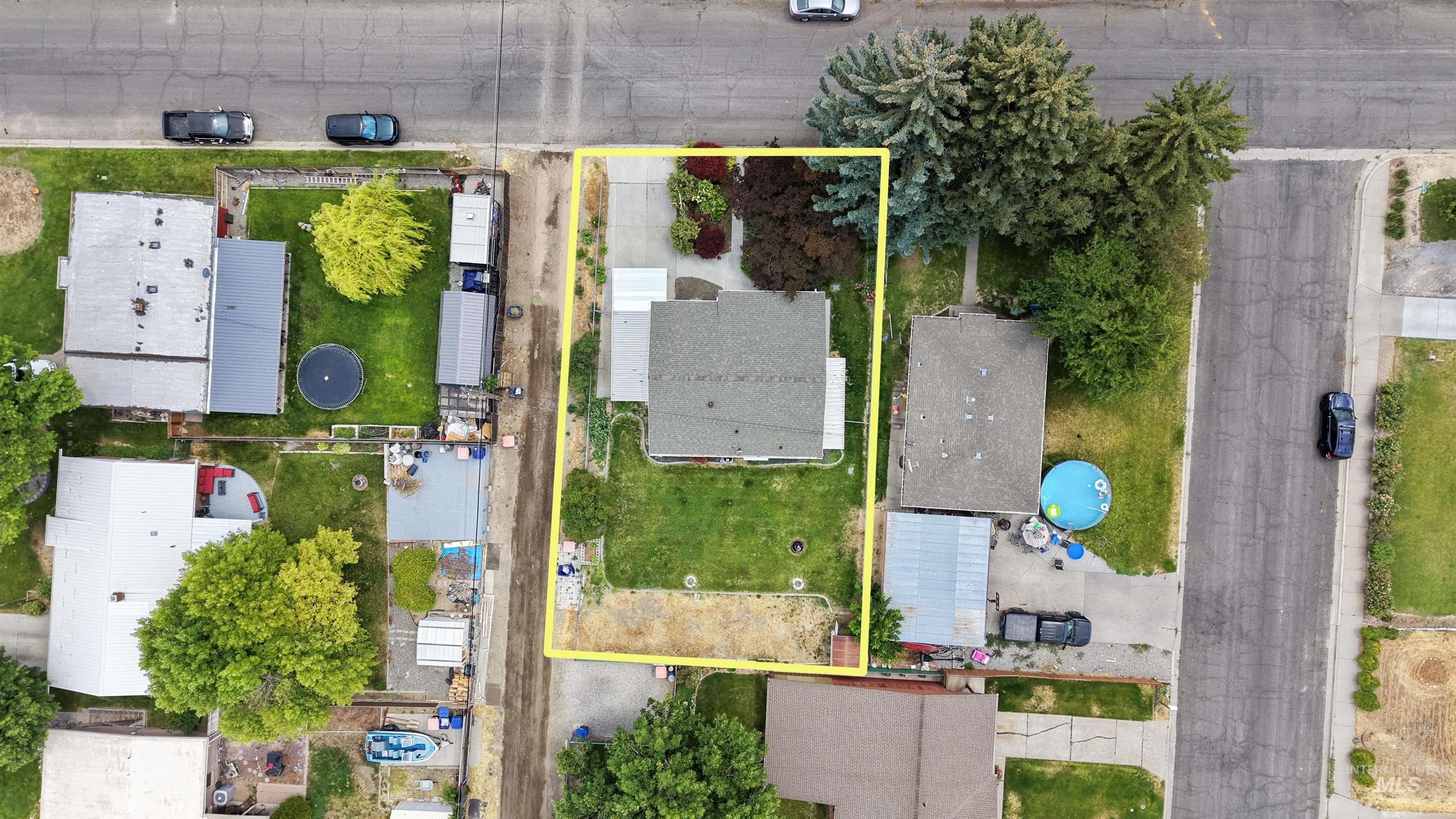 367 Ostrander St N Property Photo 47