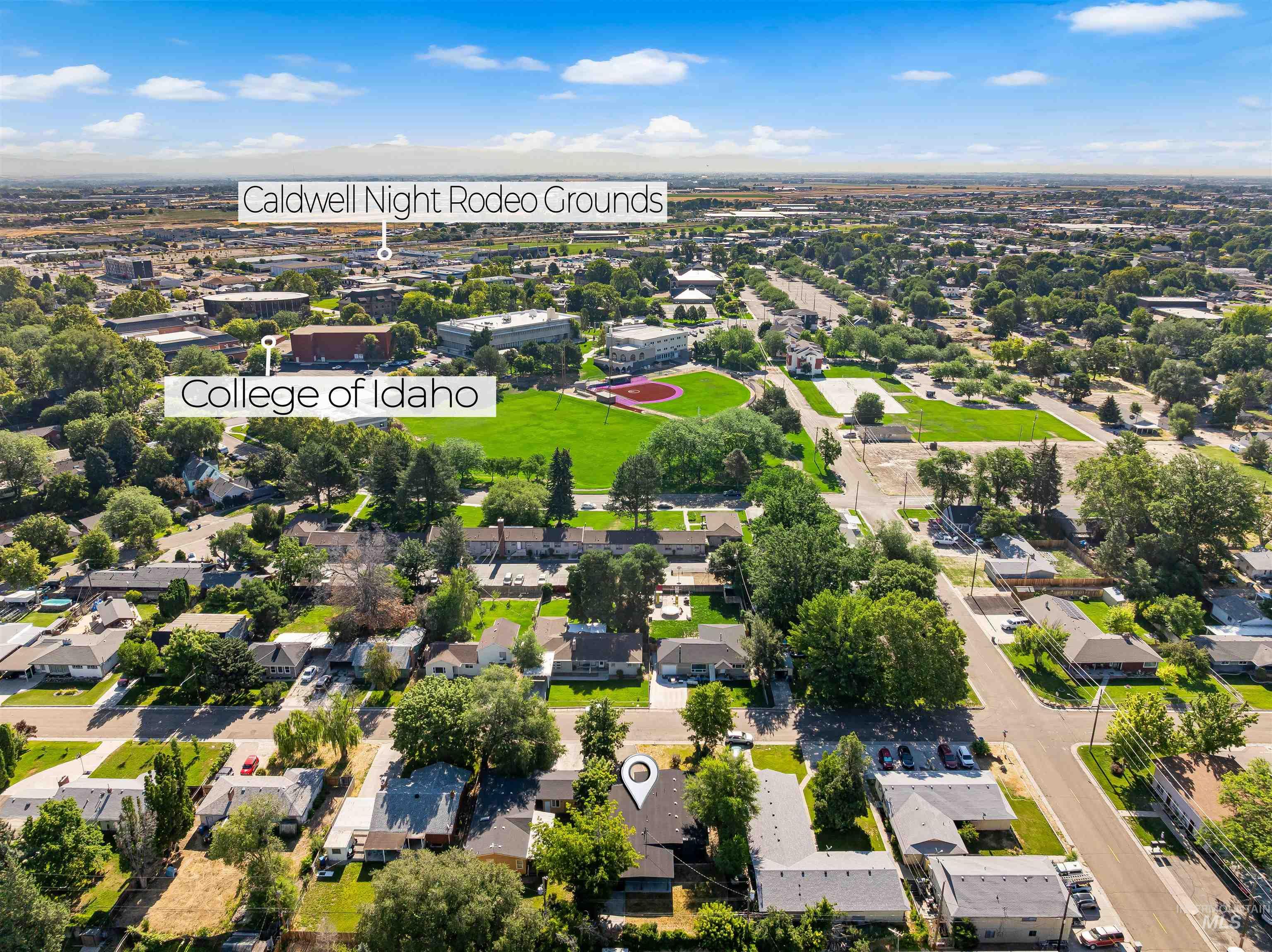 2008 Colorado Avenue Property Photo 3
