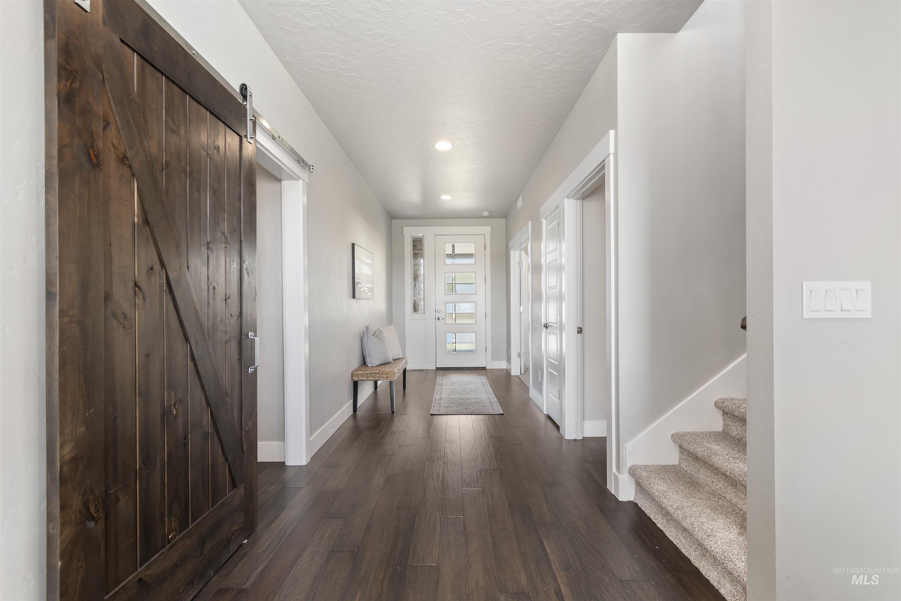 3535 W Lesina Street Property Photo 6