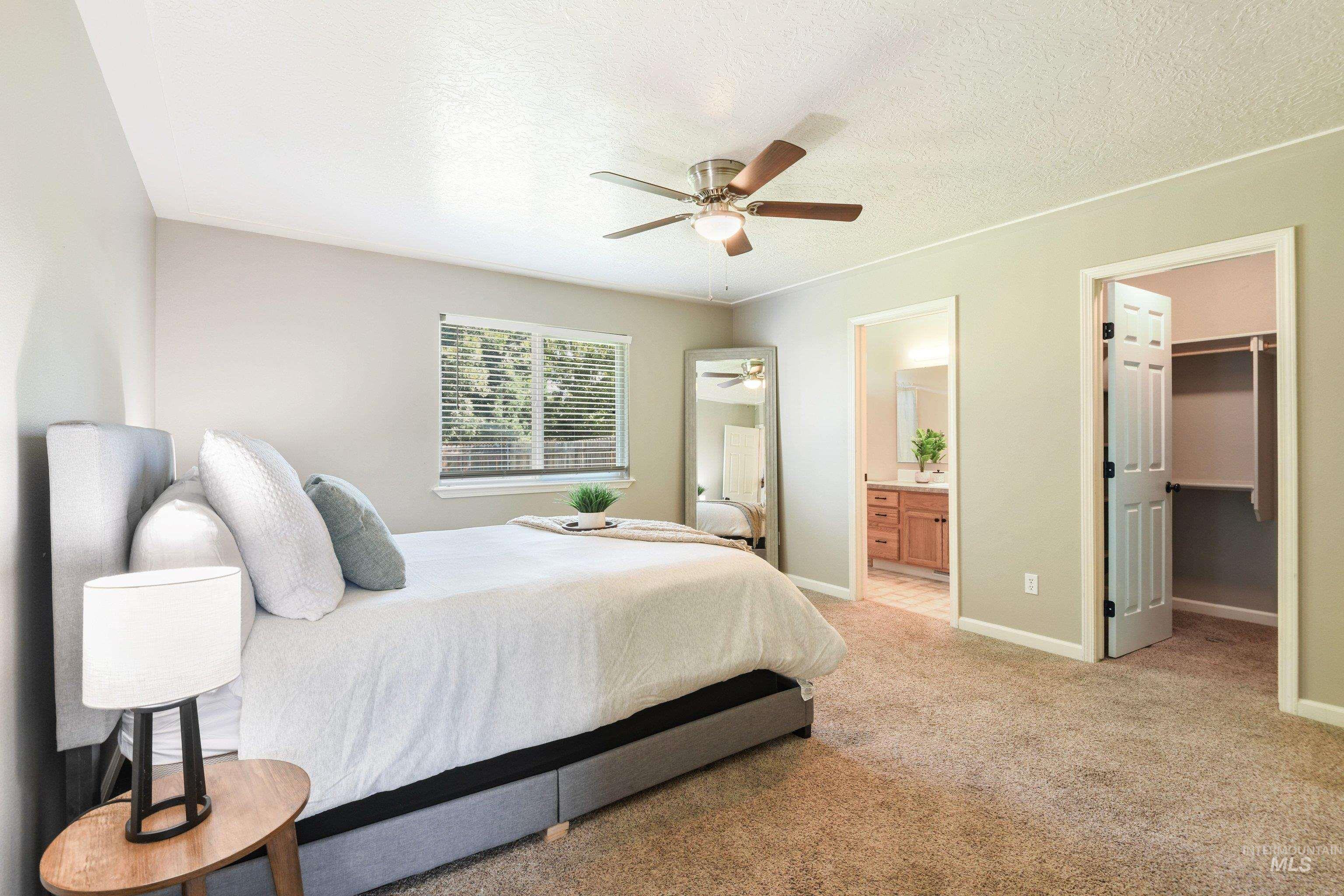 372 W Trophy St Property Photo 17