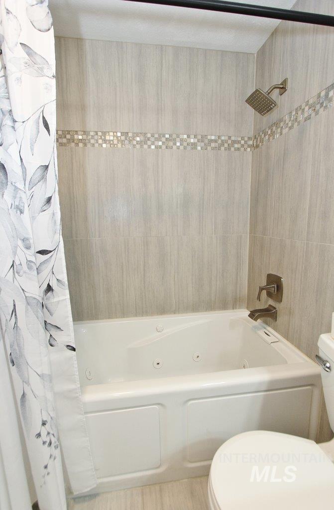 4002 W Normandie Dr. Property Photo 13