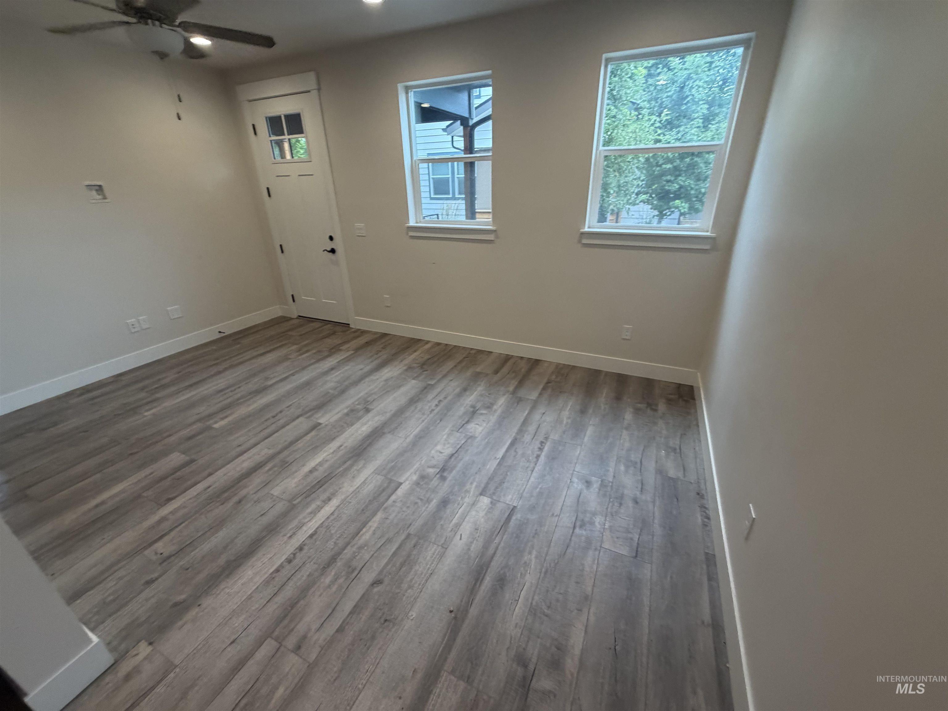 1475 N Bluffs Ridge Lane Property Photo 2