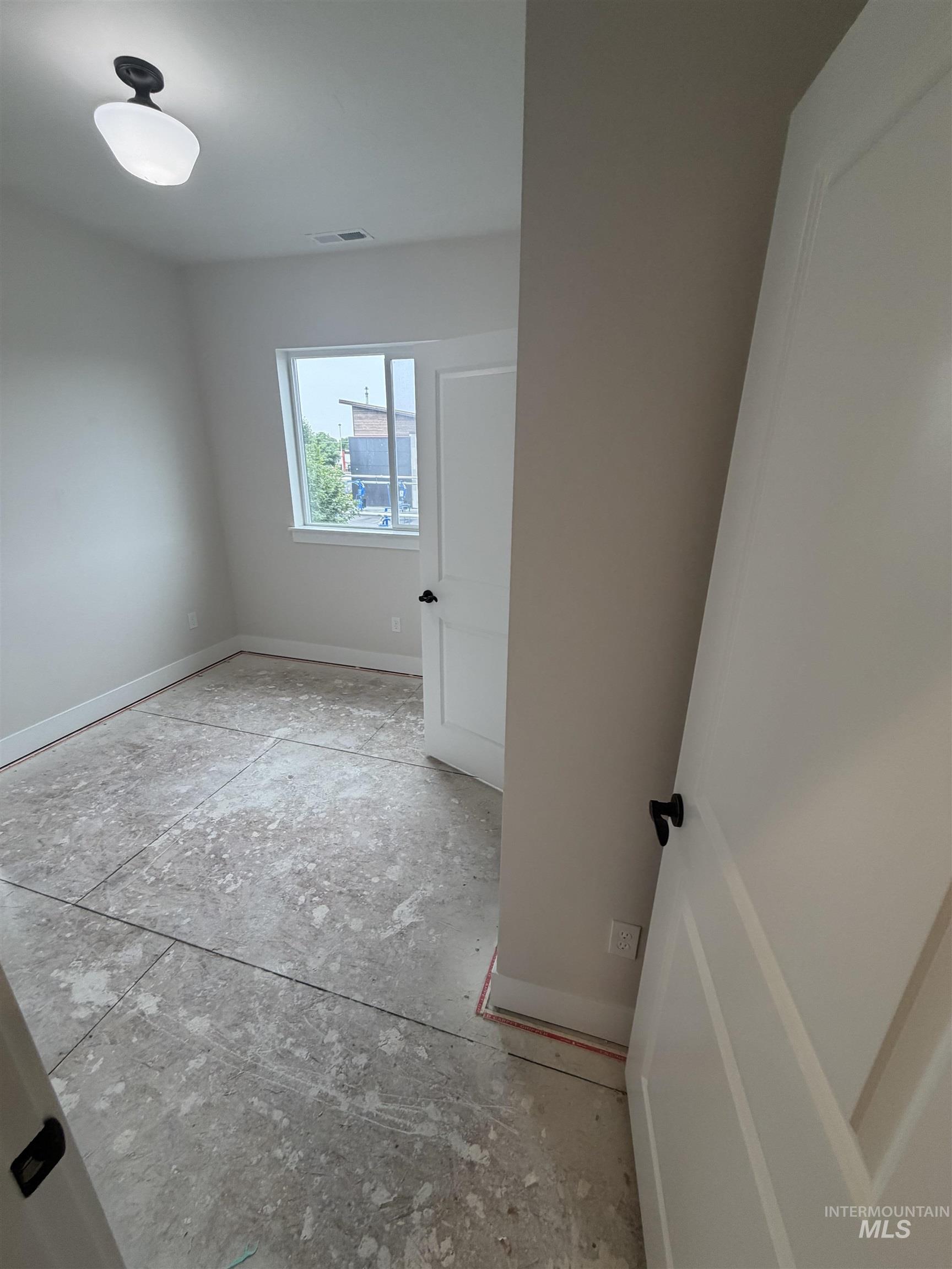 1475 N Bluffs Ridge Lane Property Photo 15