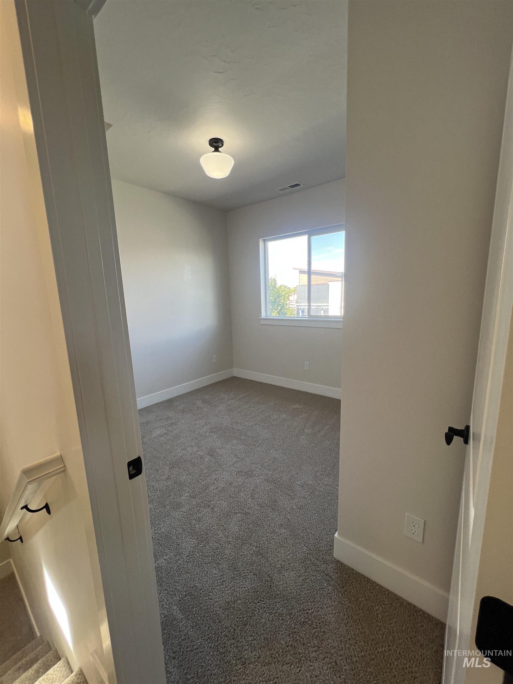 1475 N Bluffs Ridge Lane Property Photo 23