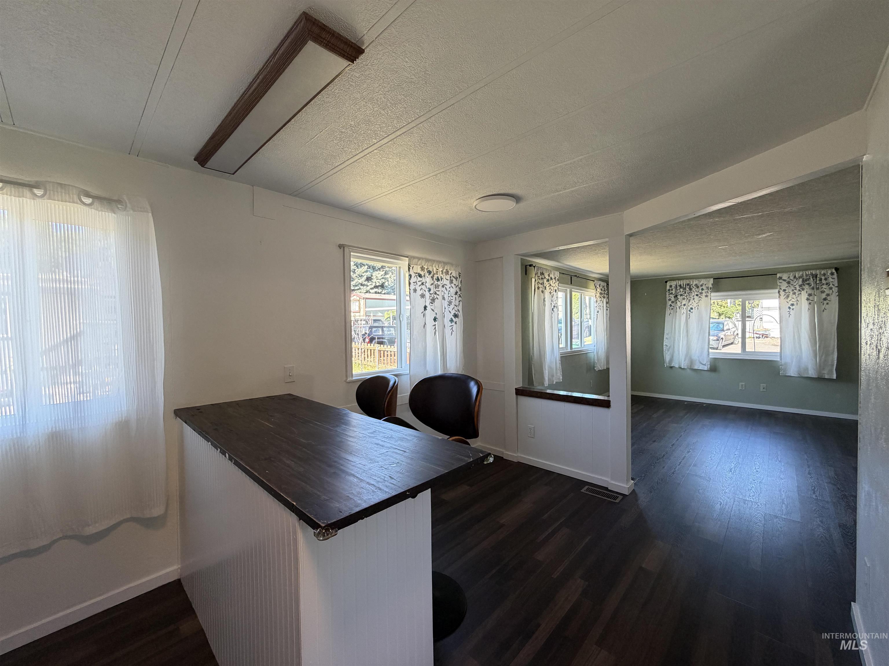 411 N Almon Property Photo 12