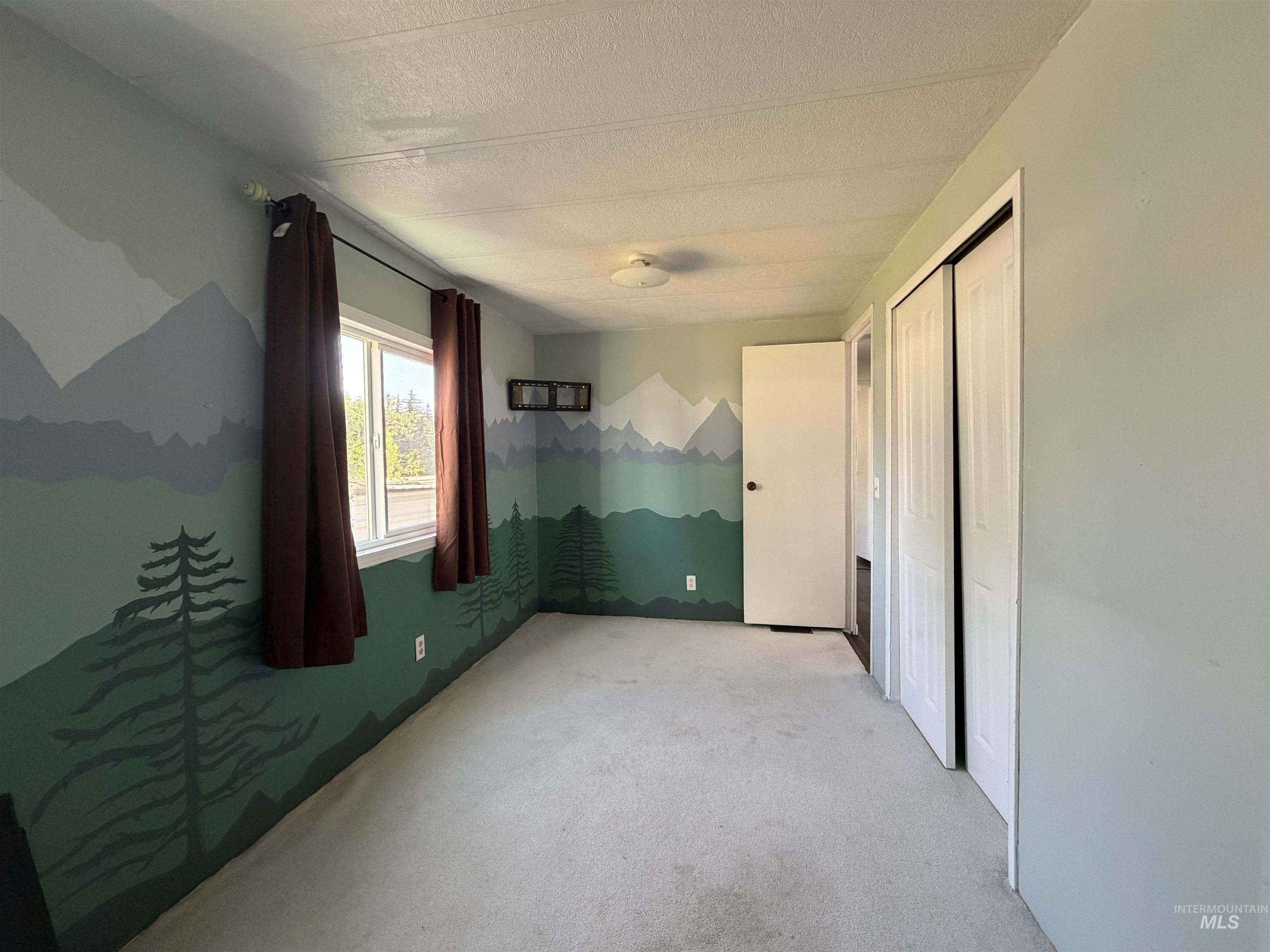 411 N Almon Property Photo 15