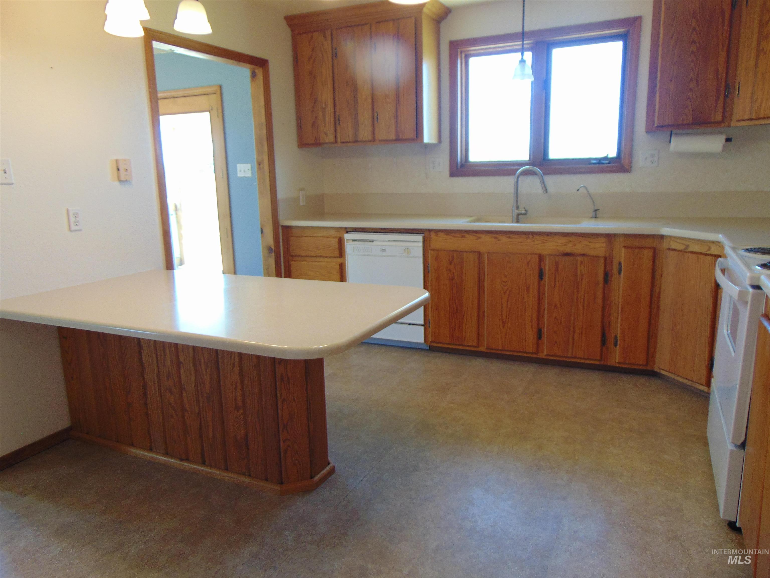 3855 Saddlehorn Lane Property Photo 7
