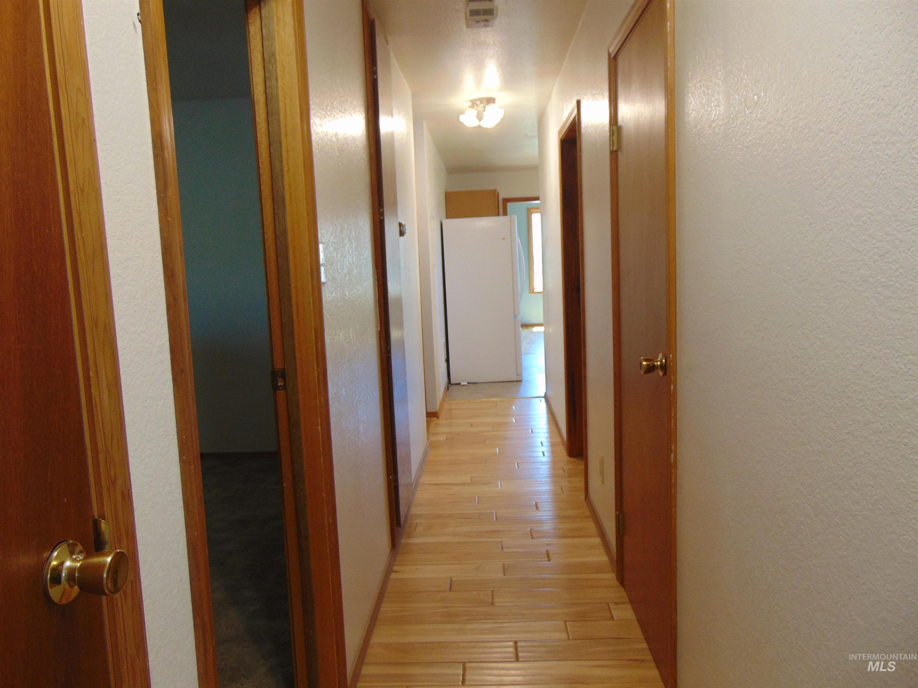 3855 Saddlehorn Lane Property Photo 9