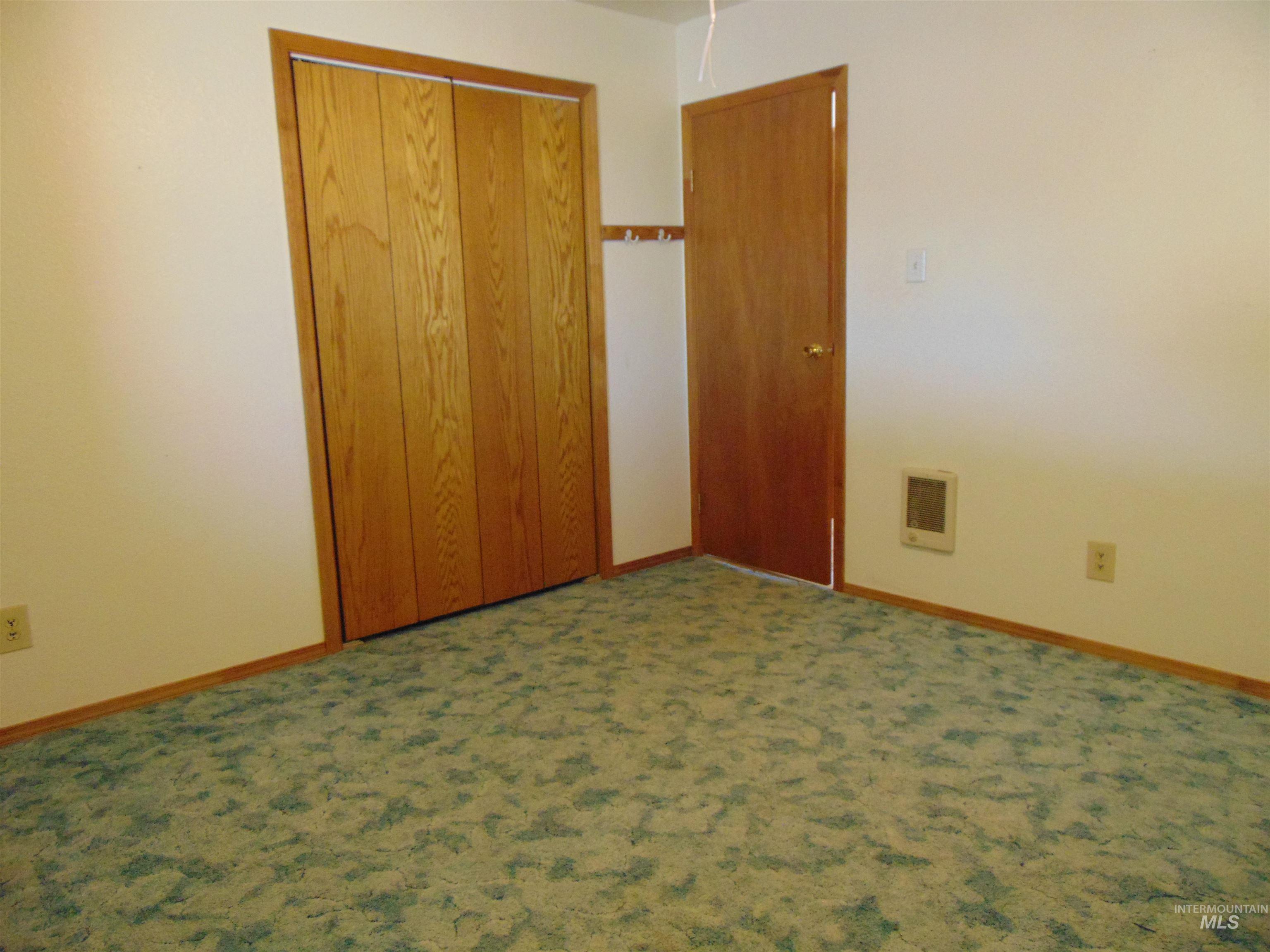 3855 Saddlehorn Lane Property Photo 13