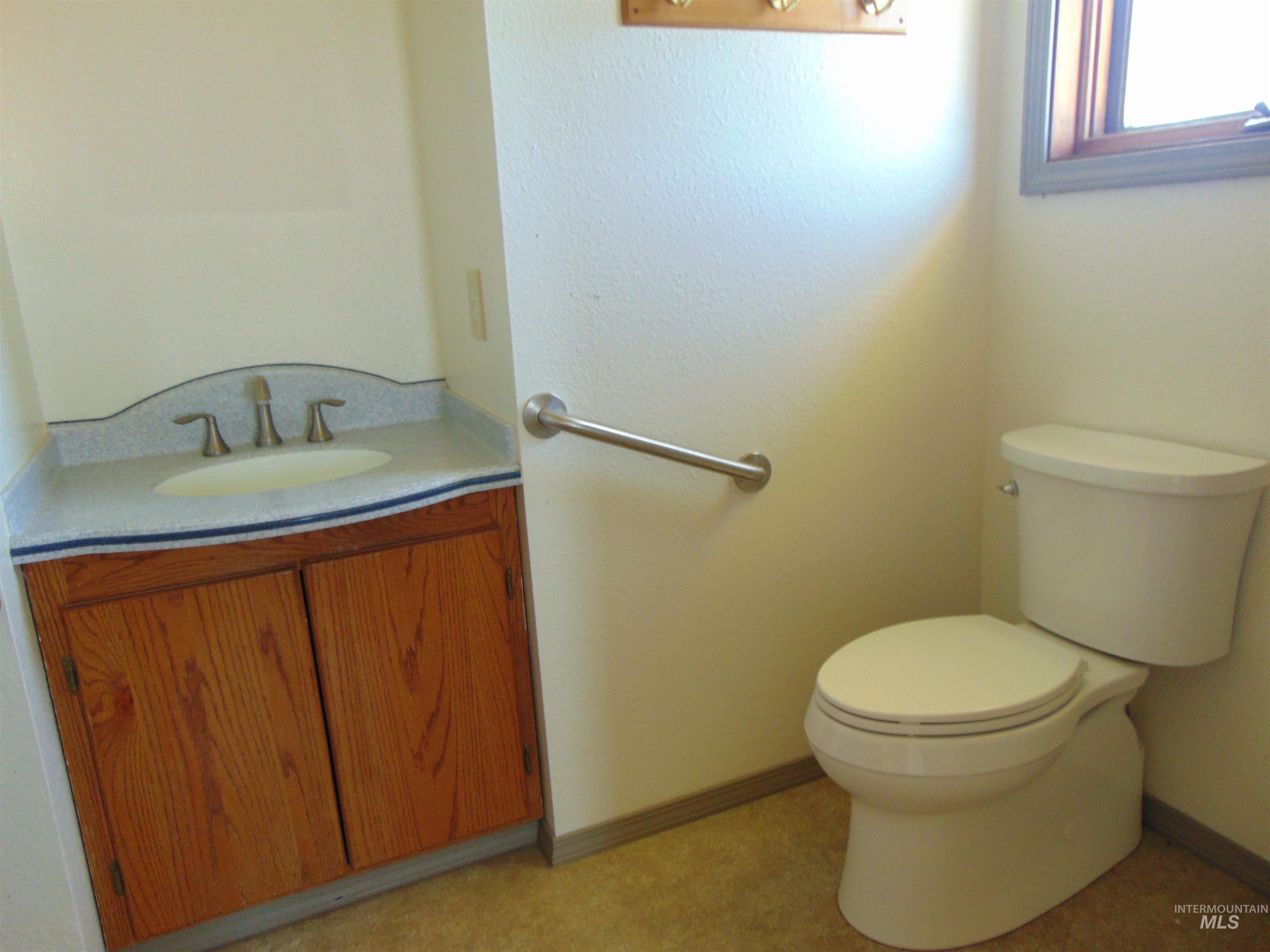 3855 Saddlehorn Lane Property Photo 16