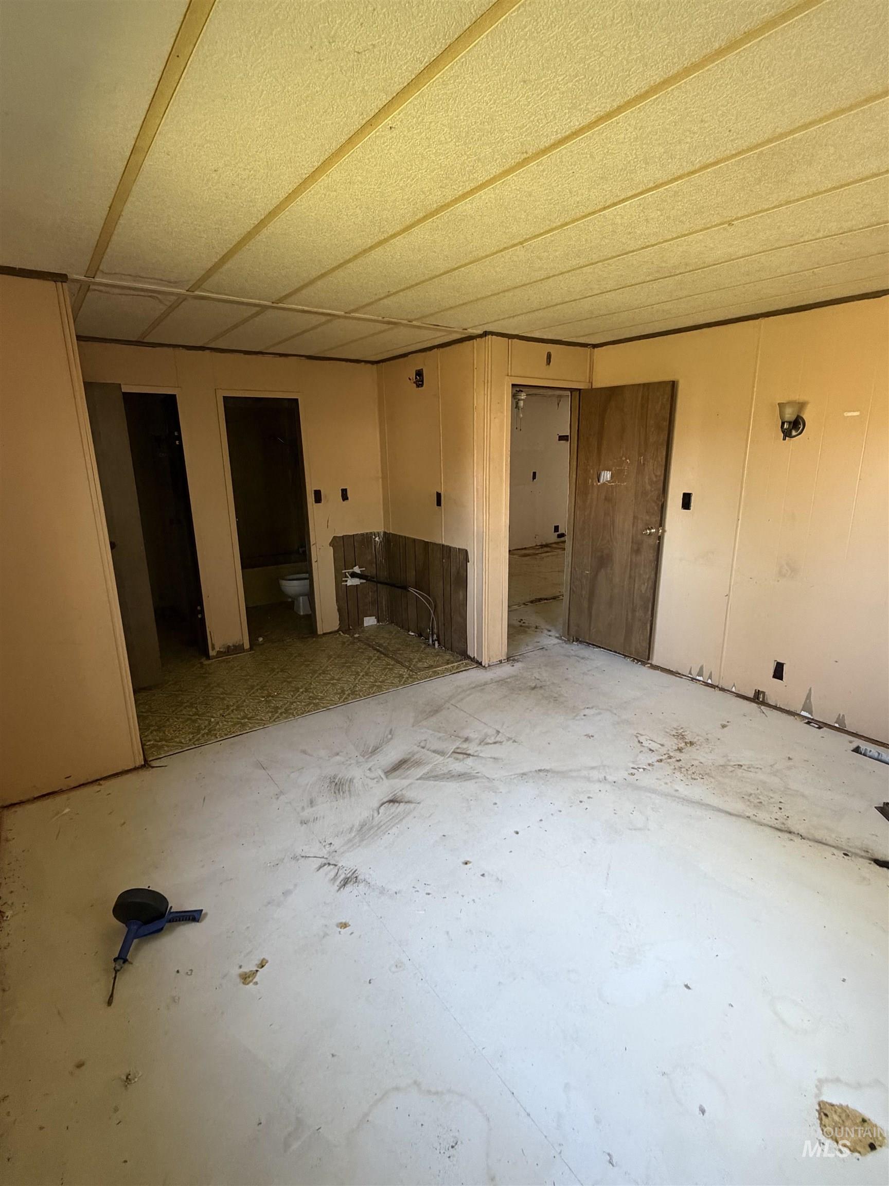 770 S Dolson Ln Property Photo 8
