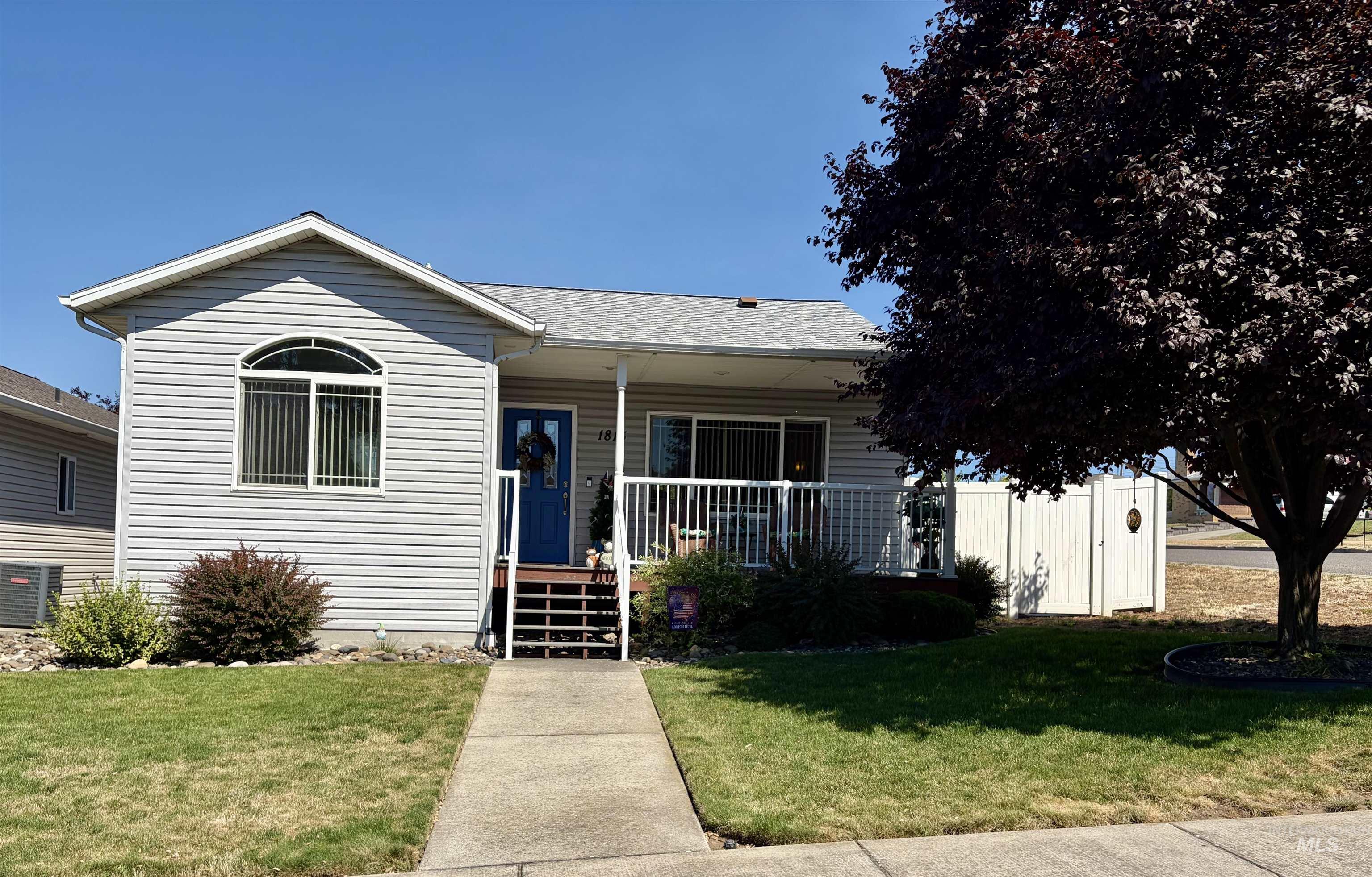 1815 16th Street Property Photo 1
