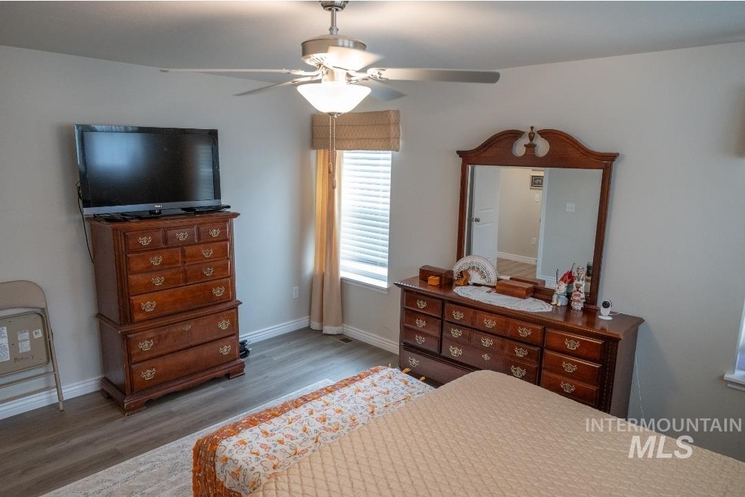 948 Magnolia Property Photo 8