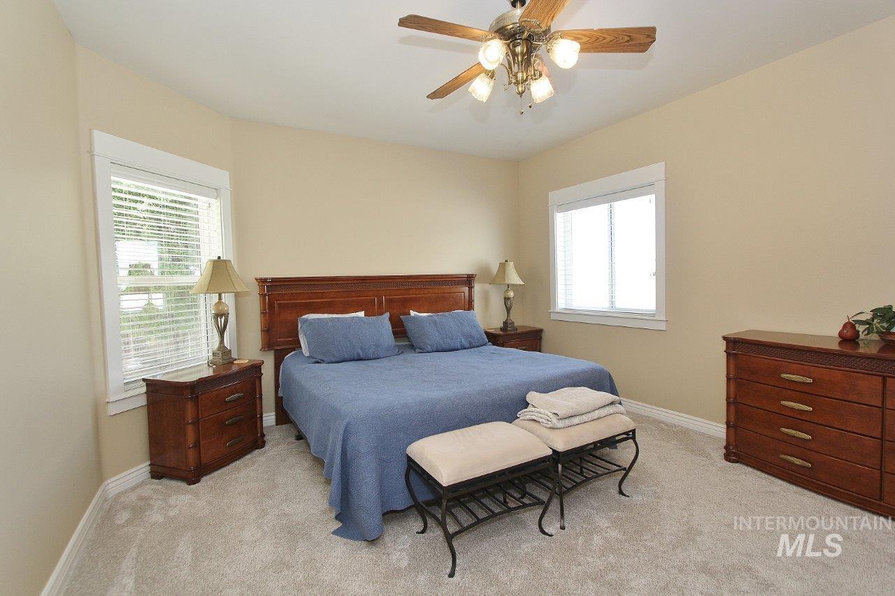 1729 Hickory Ave Property Photo 15