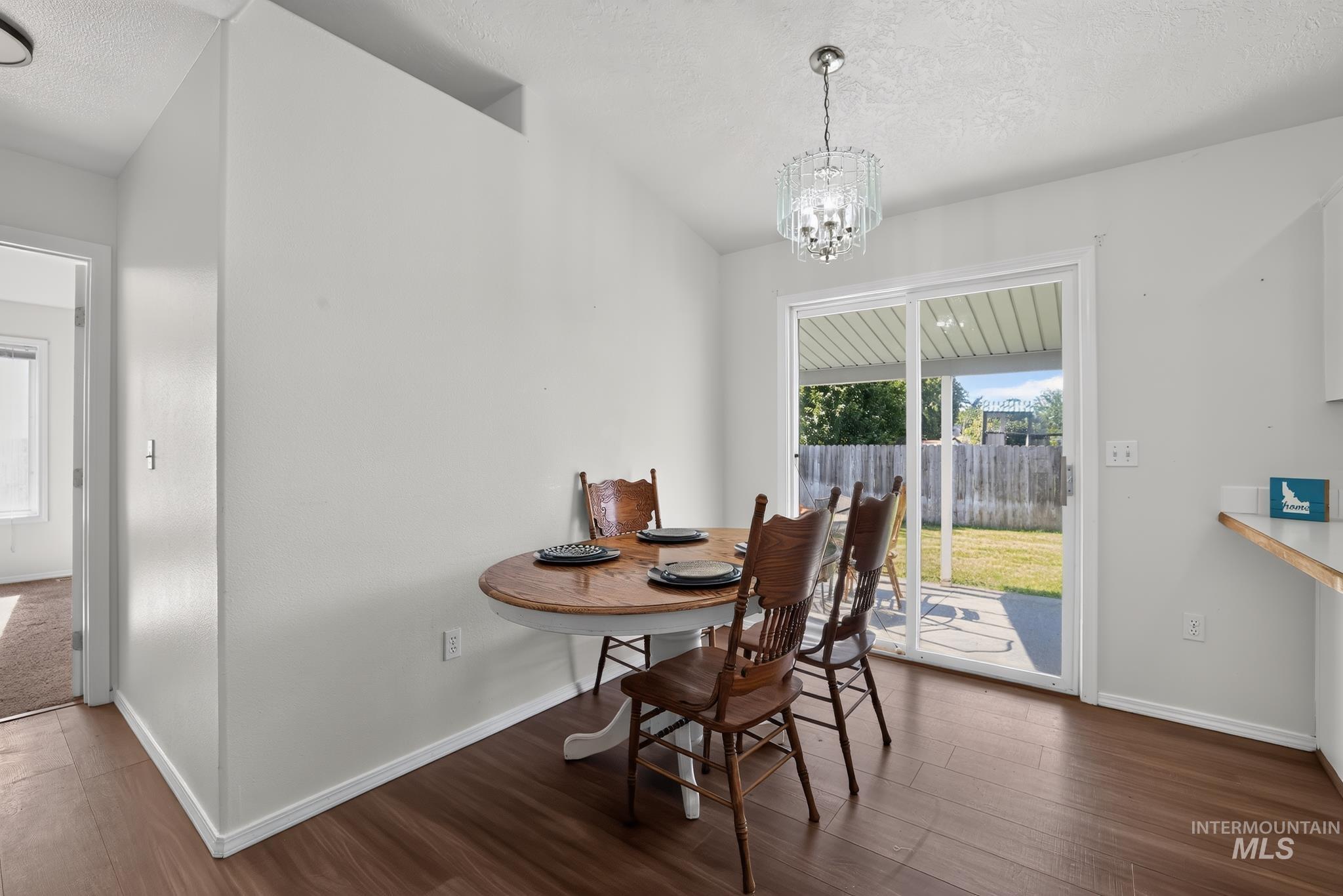 1389 E Tourmaline St Property Photo 11