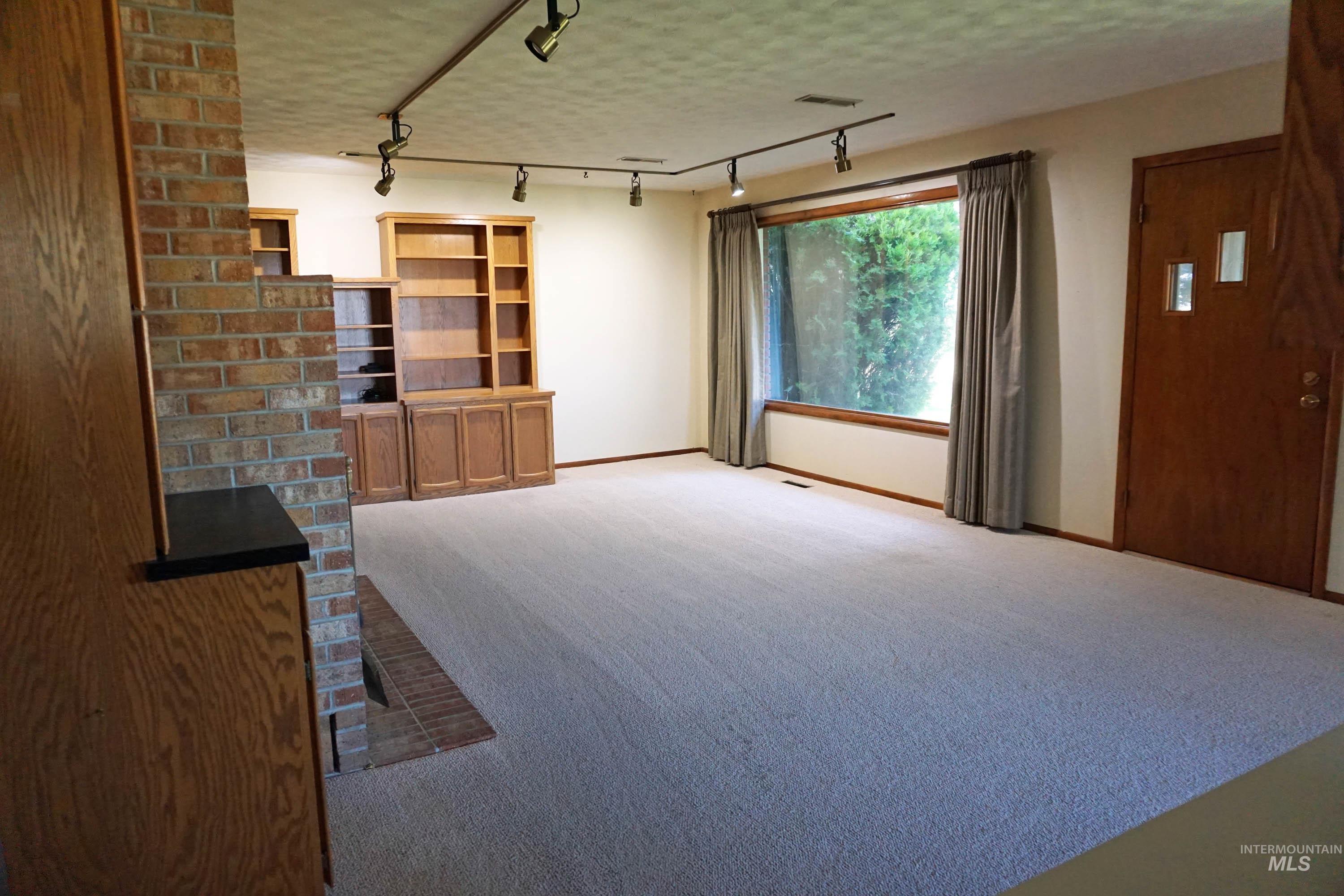 22347 Upper Pleasant Ridge Road Property Photo 12
