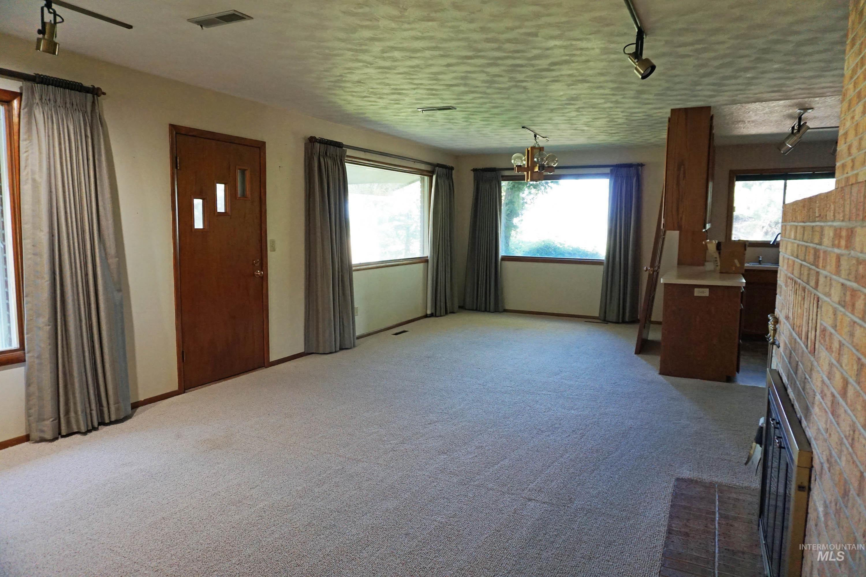 22347 Upper Pleasant Ridge Road Property Photo 14