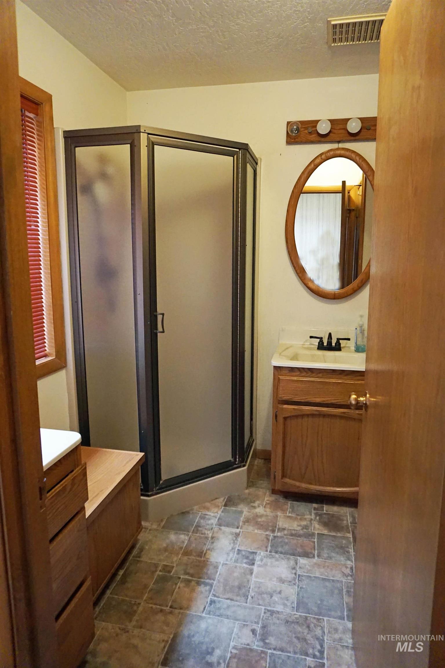 22347 Upper Pleasant Ridge Road Property Photo 15