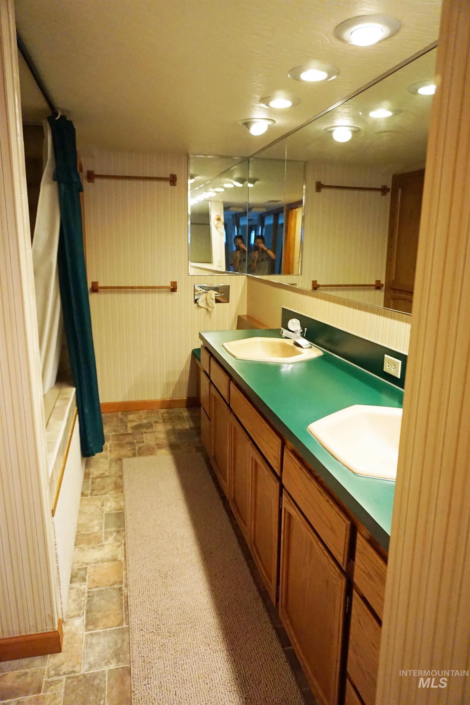 22347 Upper Pleasant Ridge Road Property Photo 28