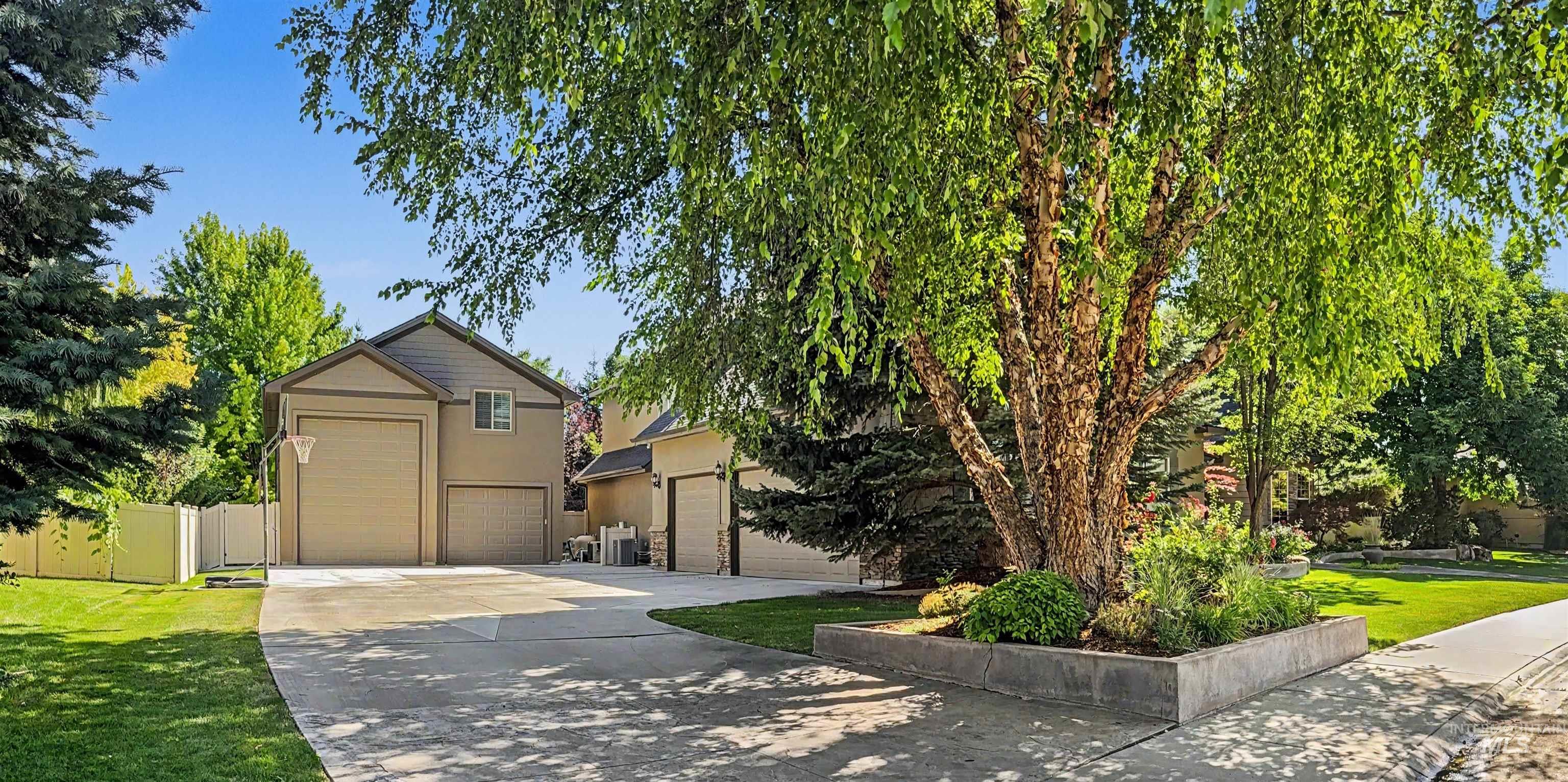 4663 W Clear Field Property Photo 3