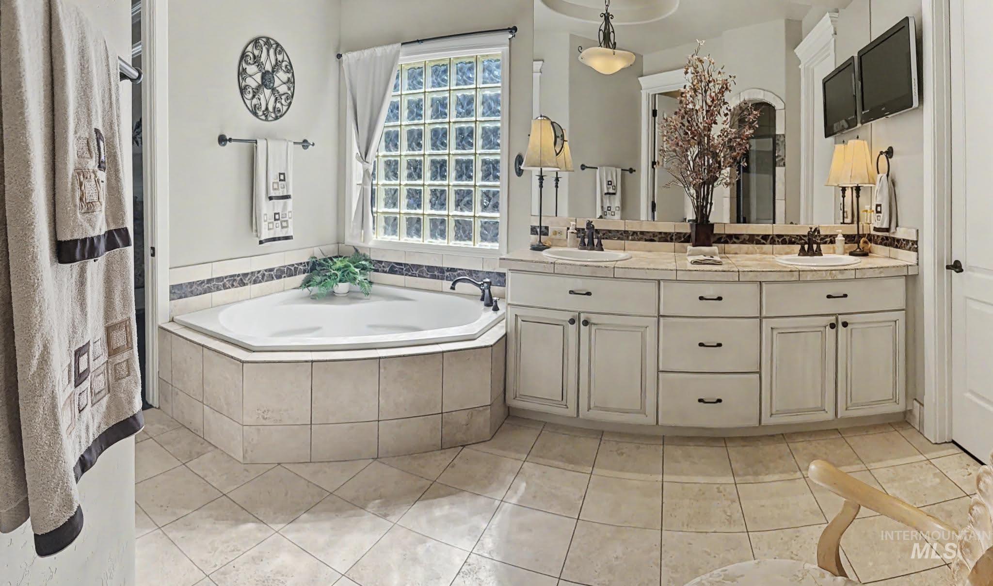 4663 W Clear Field Property Photo 17