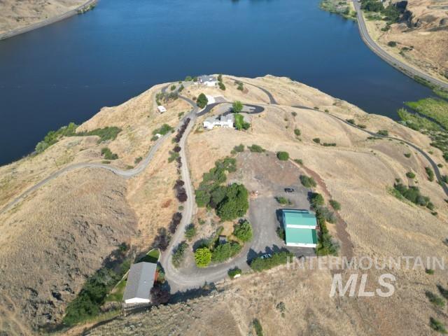 1311 Westlake Drive Property Photo 5