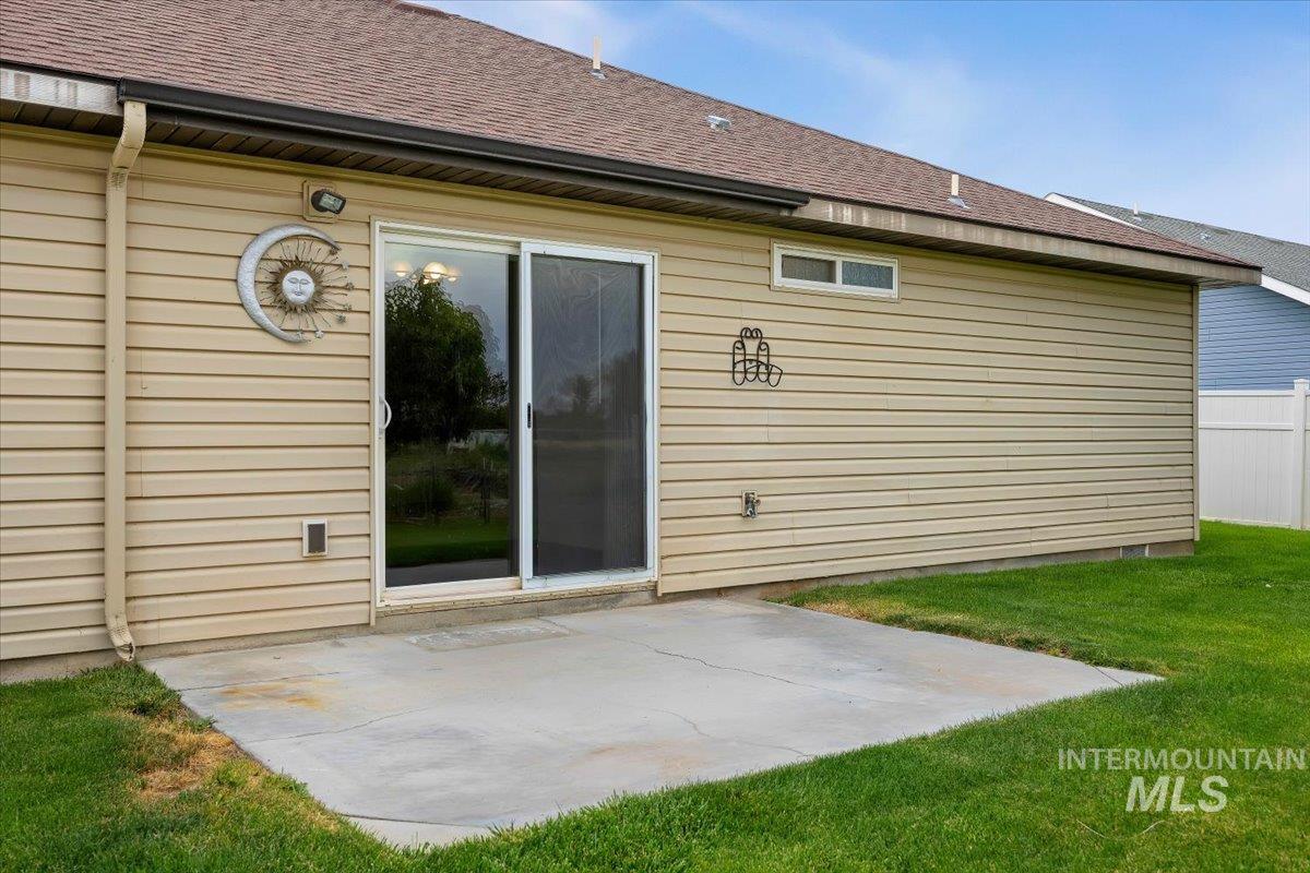 1305 Lauren Lane Property Photo 28