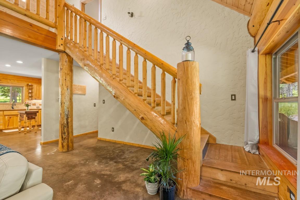 1076 Swenson Ln Property Photo 31